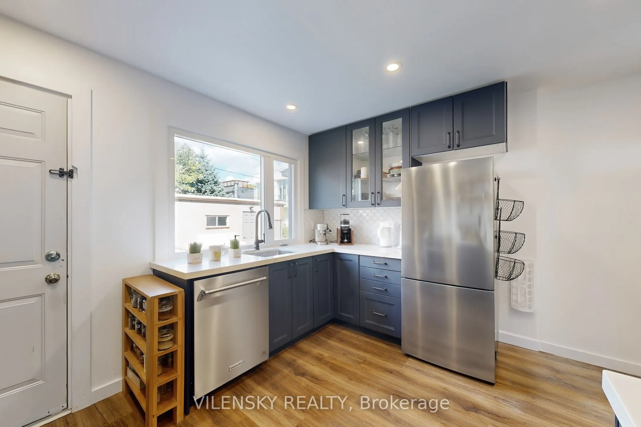 4 Ashbury Avenue