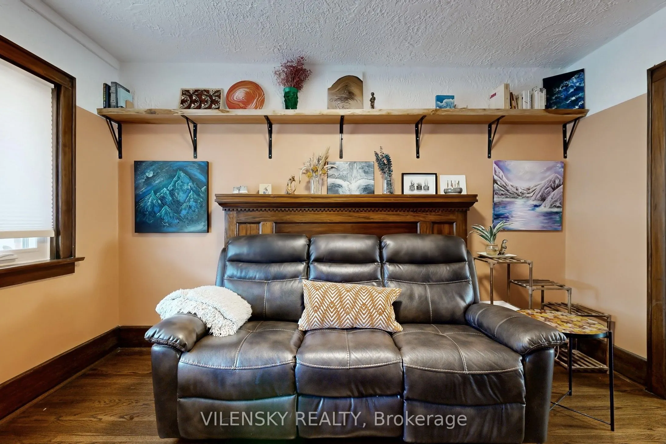 4 Ashbury Avenue