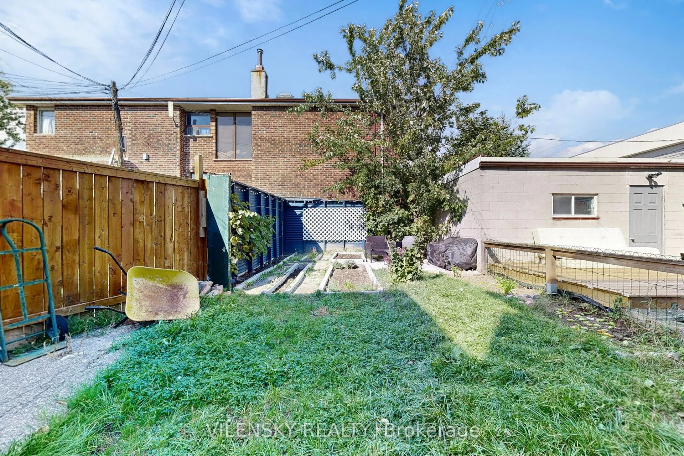 4 Ashbury Avenue