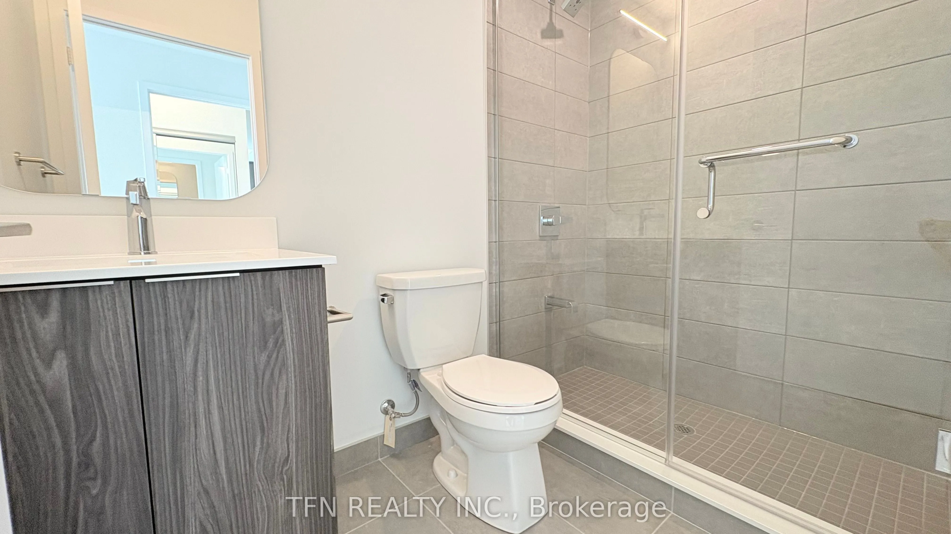 15 Richardson Street, #1814
