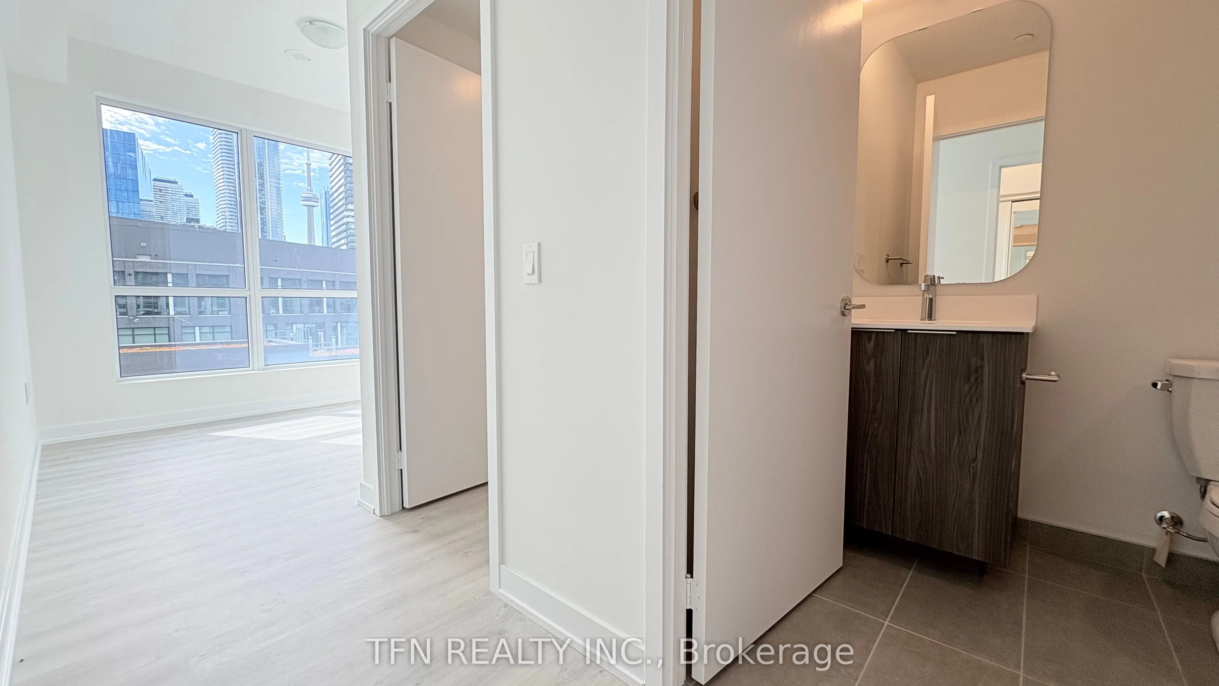 15 Richardson Street, #1814
