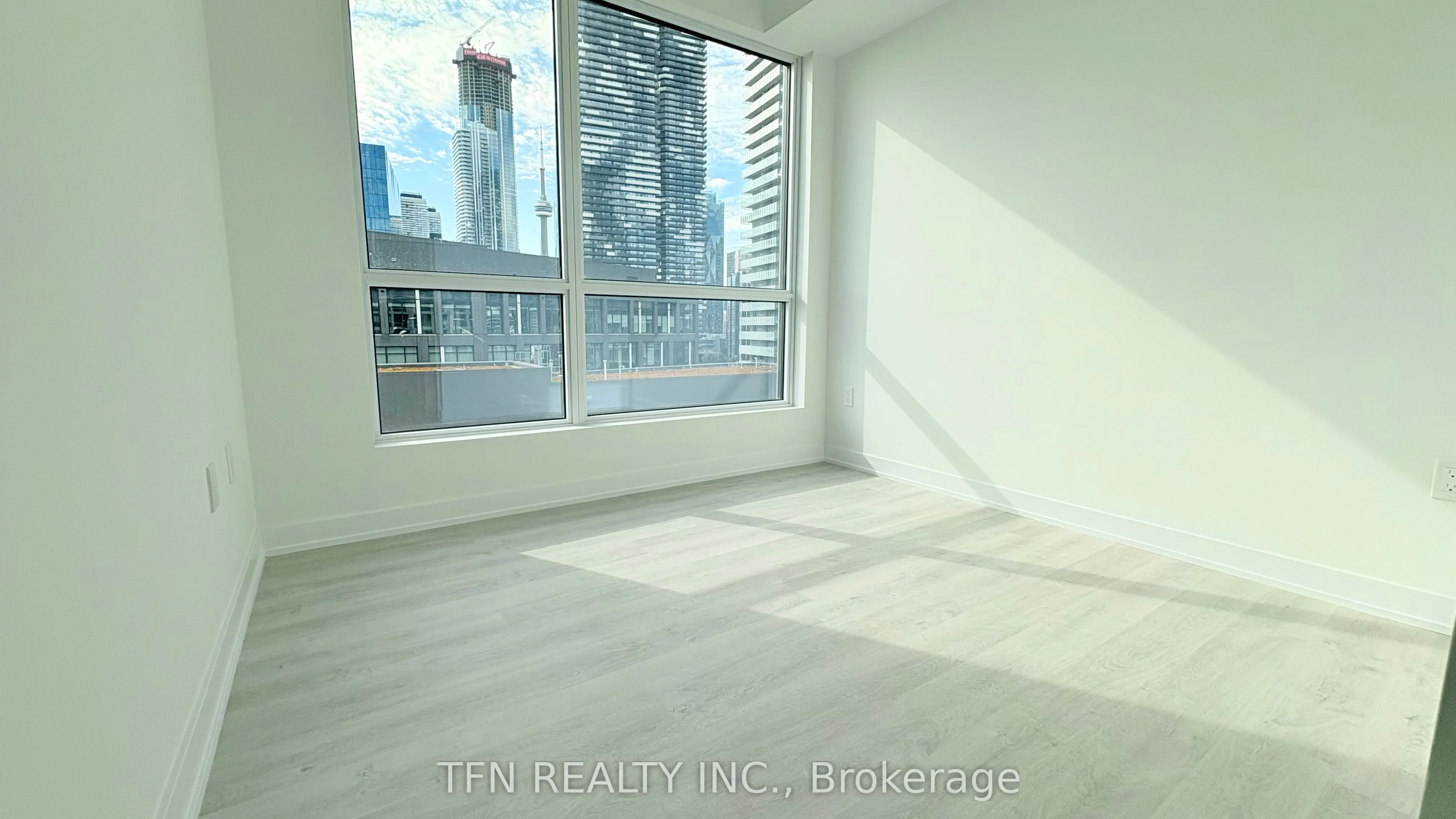 15 Richardson Street, #1814
