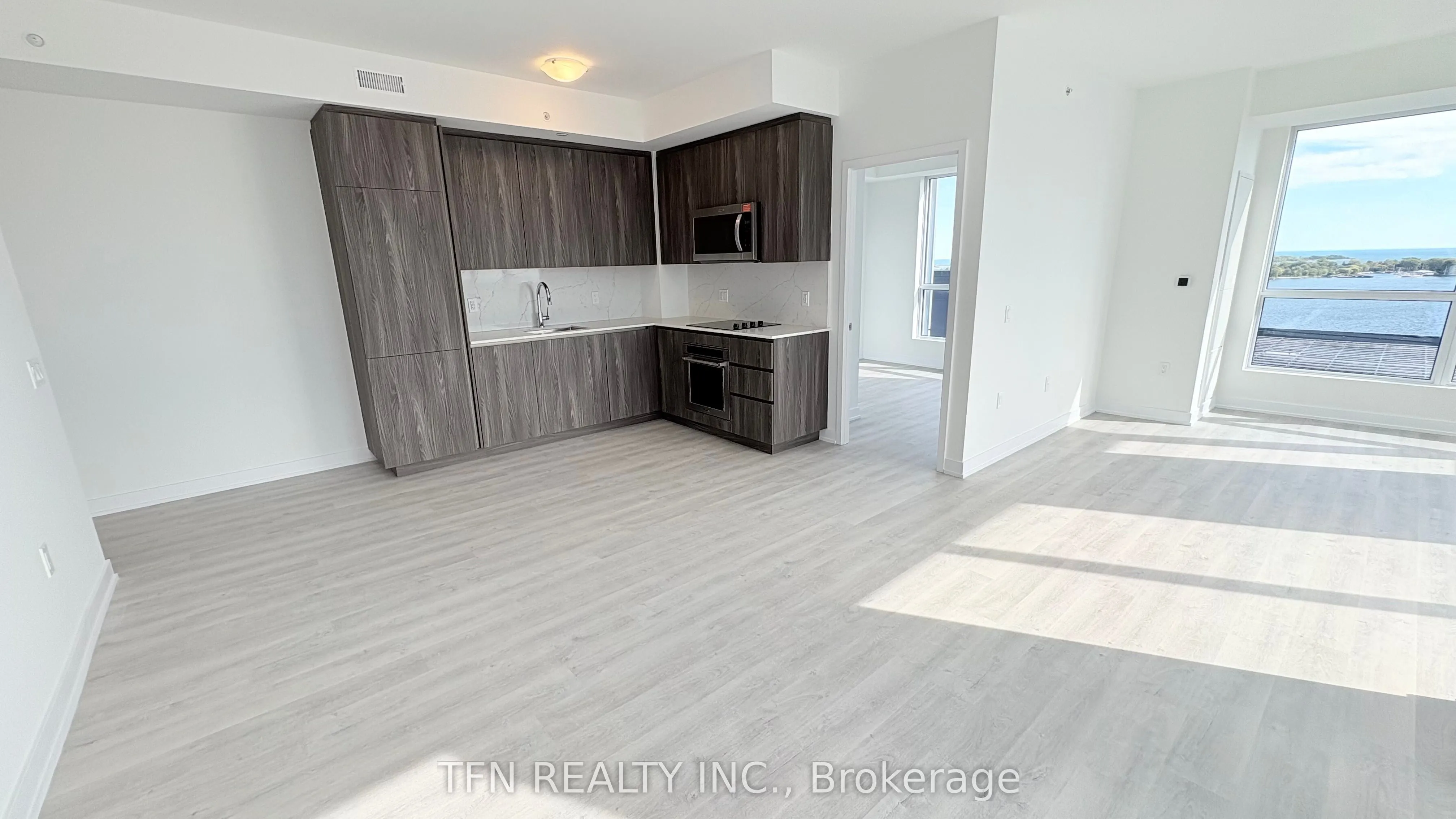 15 Richardson Street, #1814