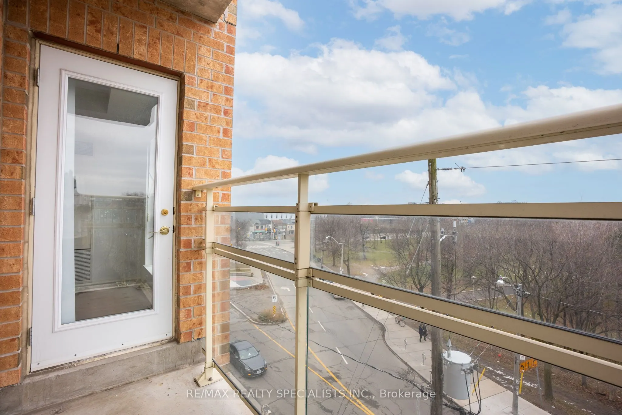 11 Christie Street, #402