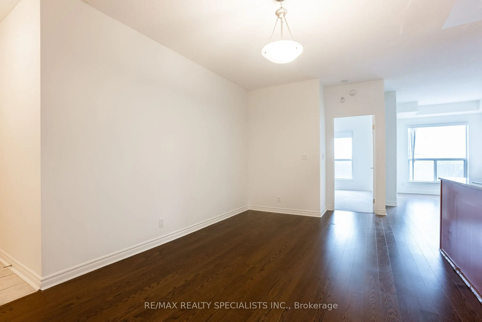 11 Christie Street, #402