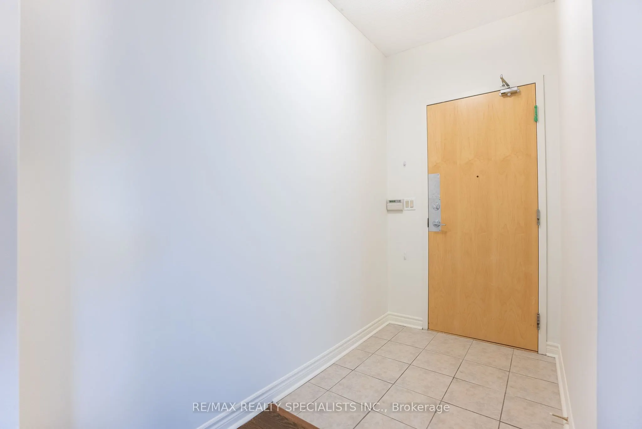 11 Christie Street, #402