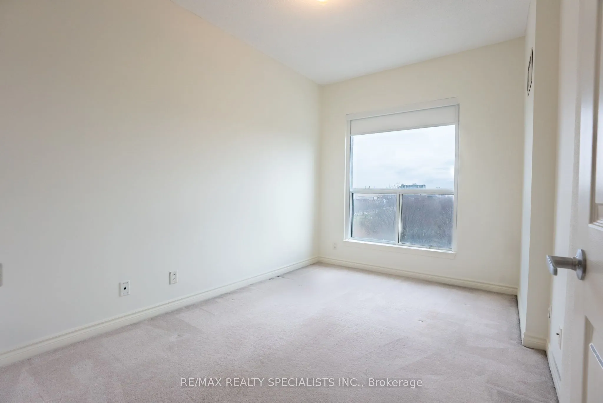 11 Christie Street, #402