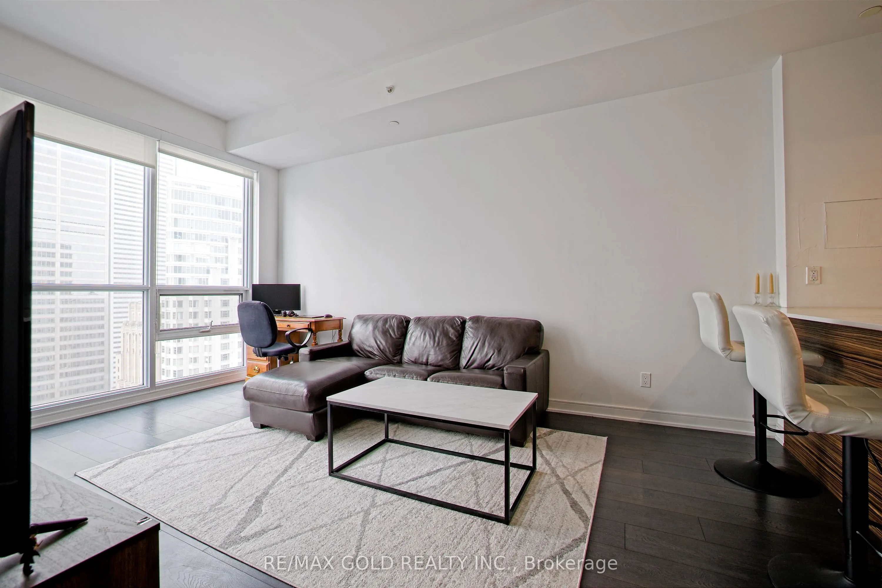 88 Scott Street, #4608