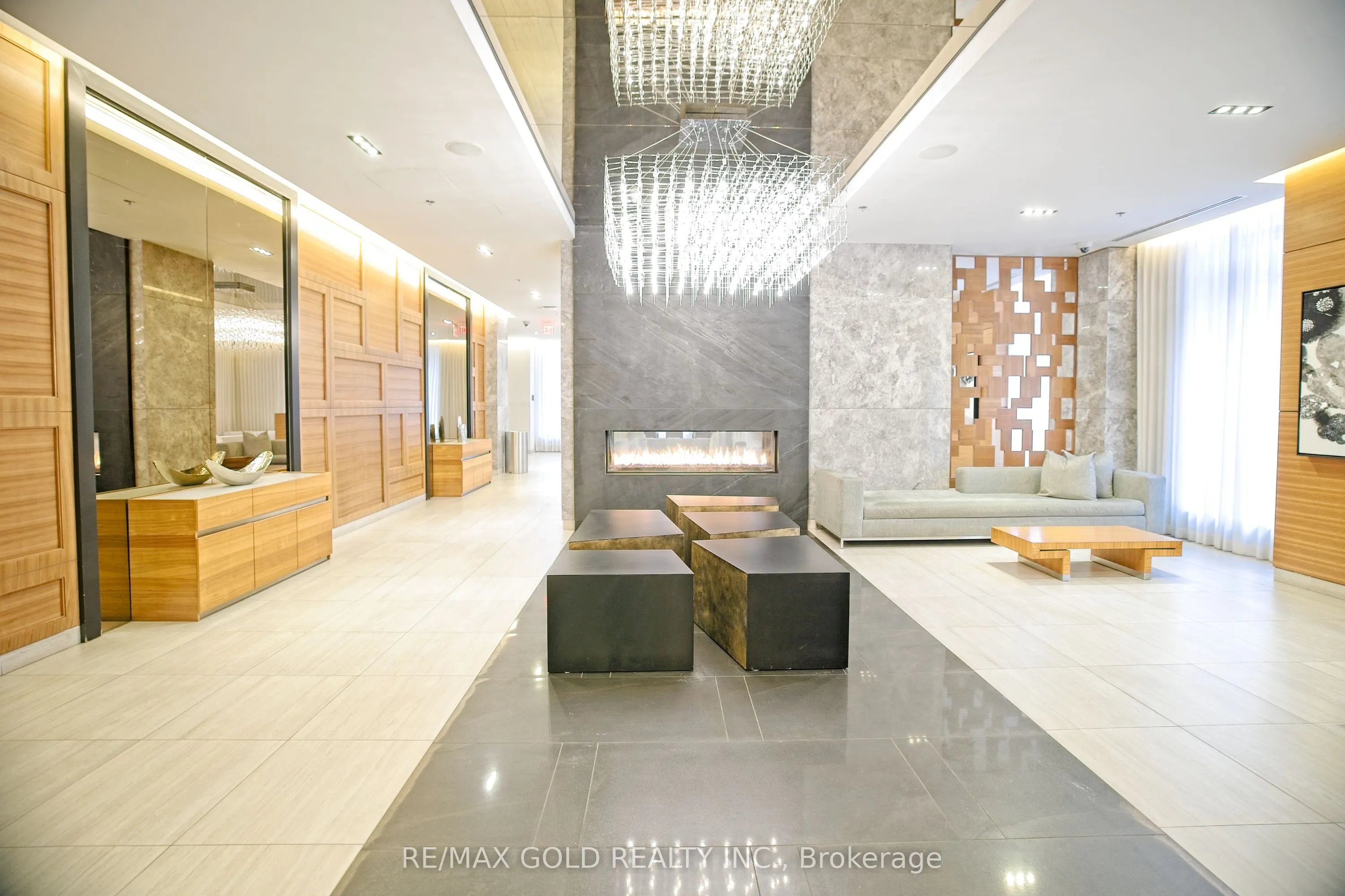 88 Scott Street, #4608