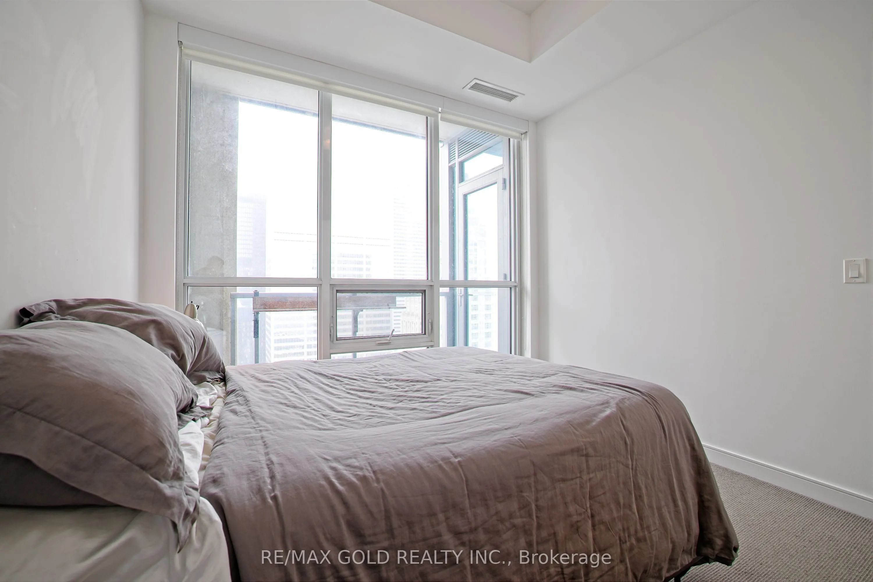 88 Scott Street, #4608