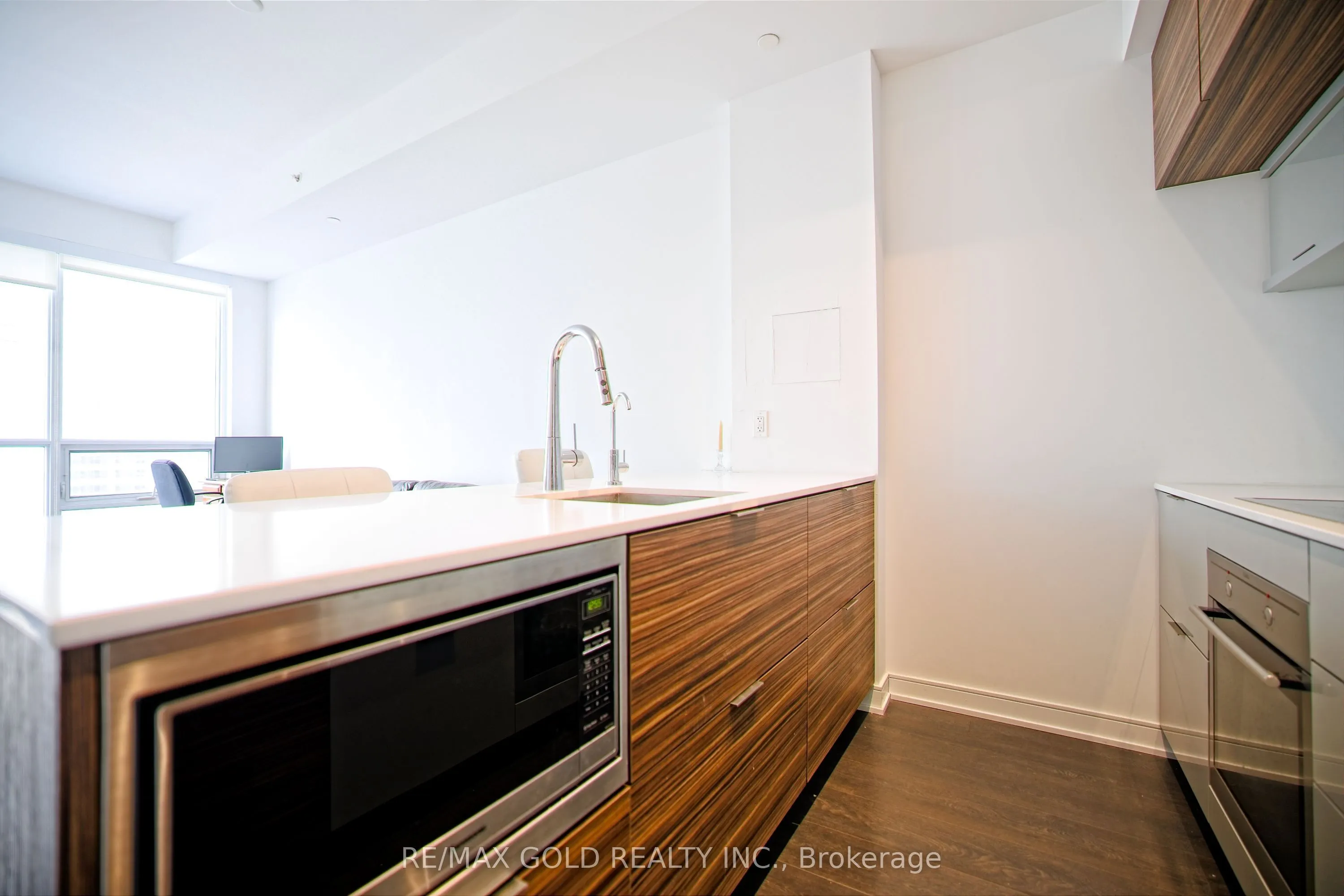 88 Scott Street, #4608
