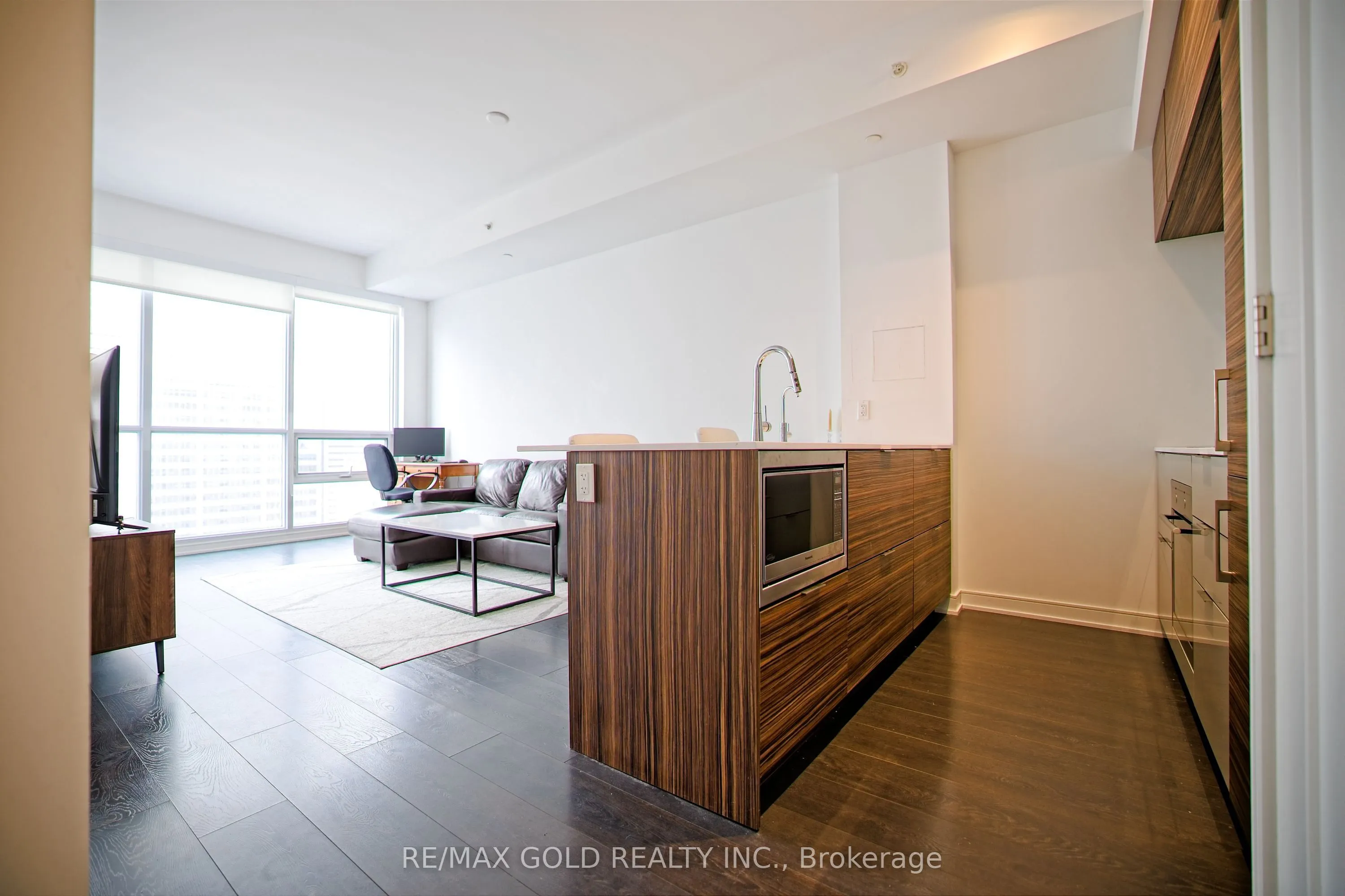 88 Scott Street, #4608