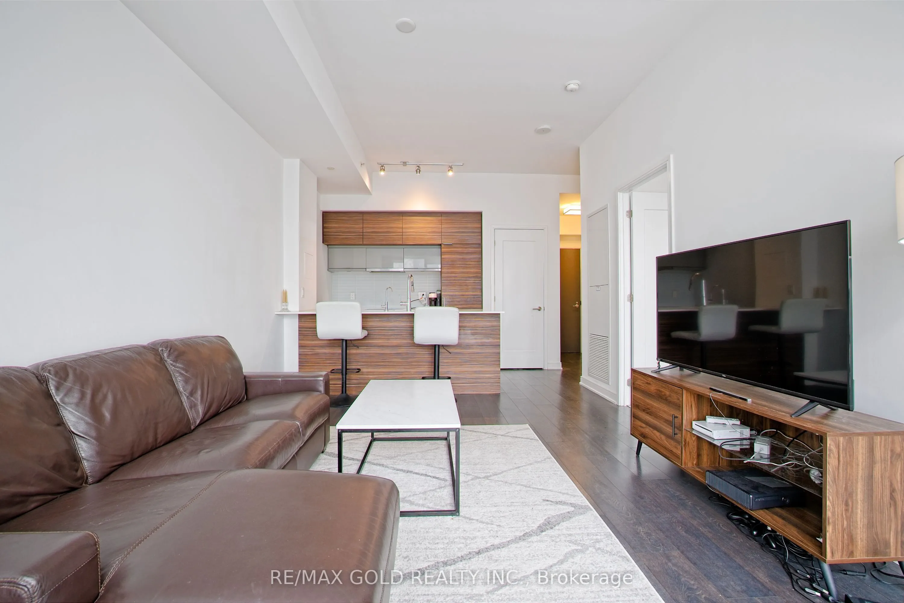 88 Scott Street, #4608
