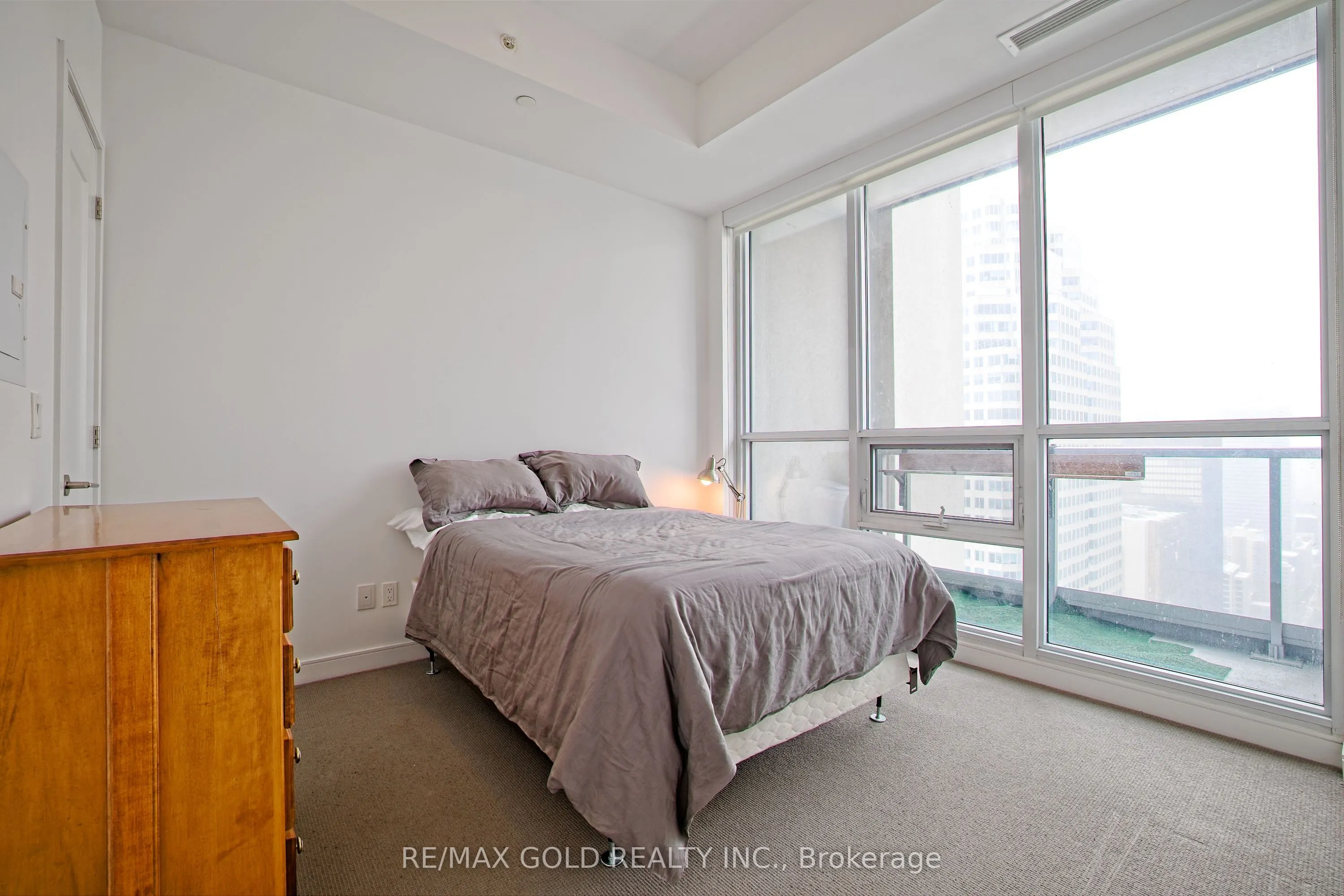 88 Scott Street, #4608
