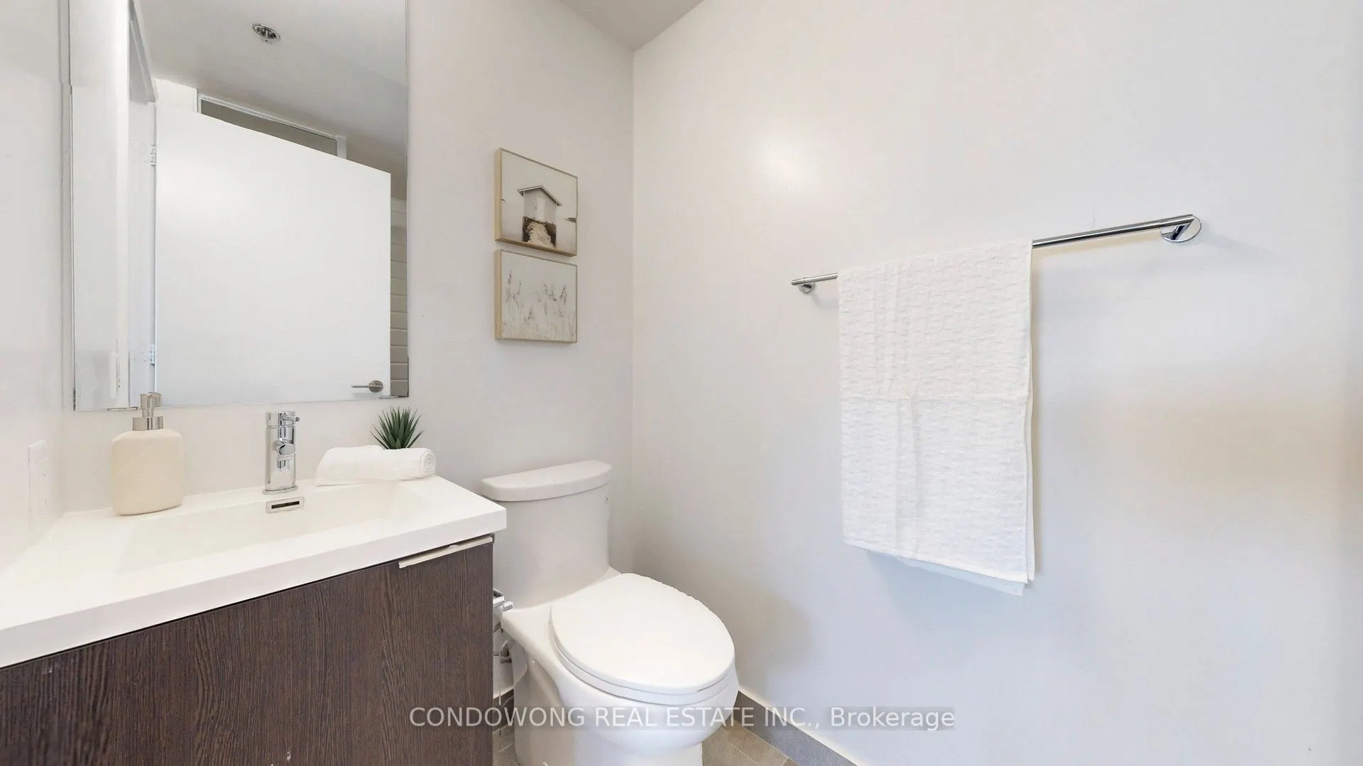 203 College Street, #1704