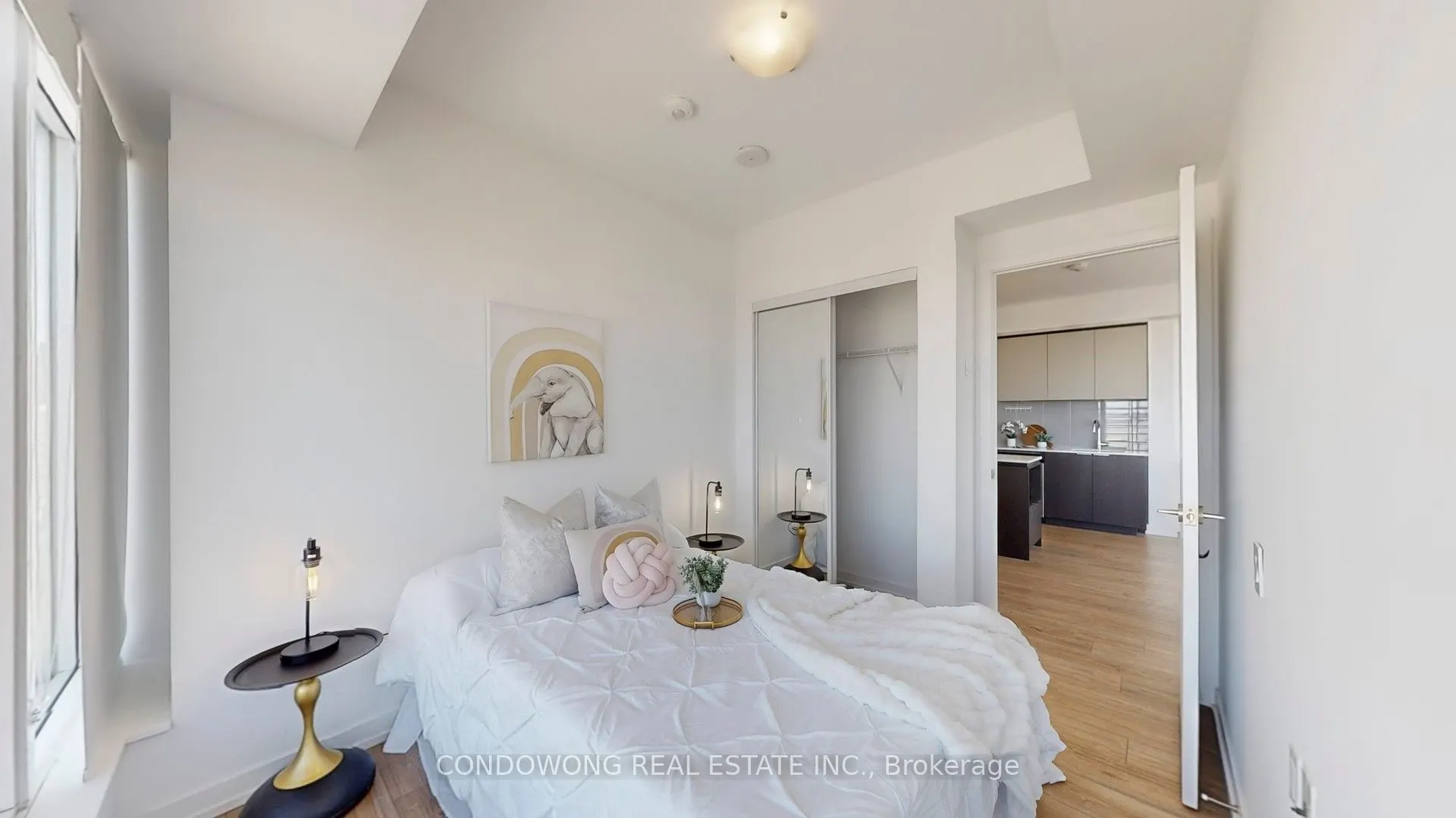203 College Street, #1704