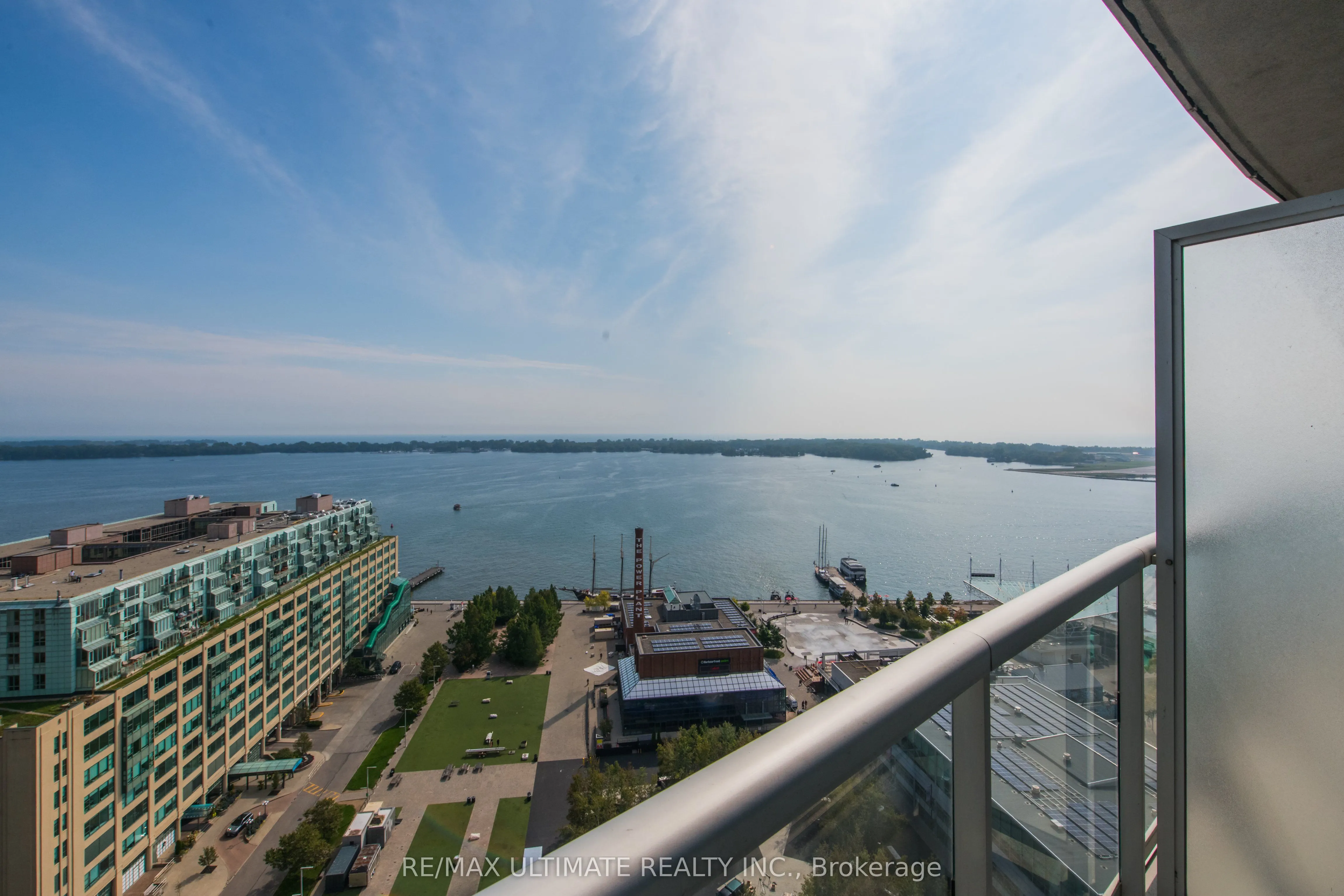218 Queens Quay W, #2305