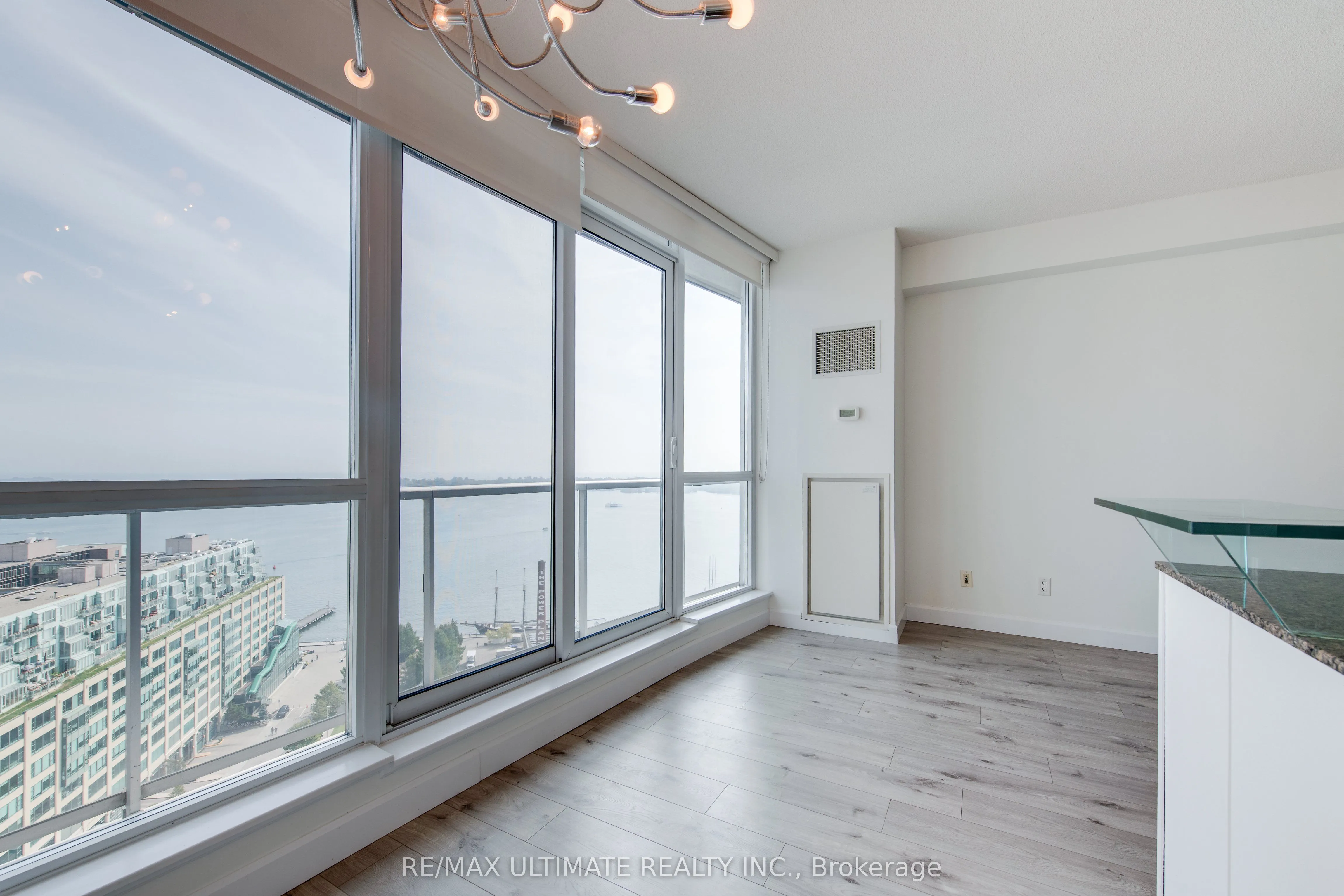 218 Queens Quay W, #2305