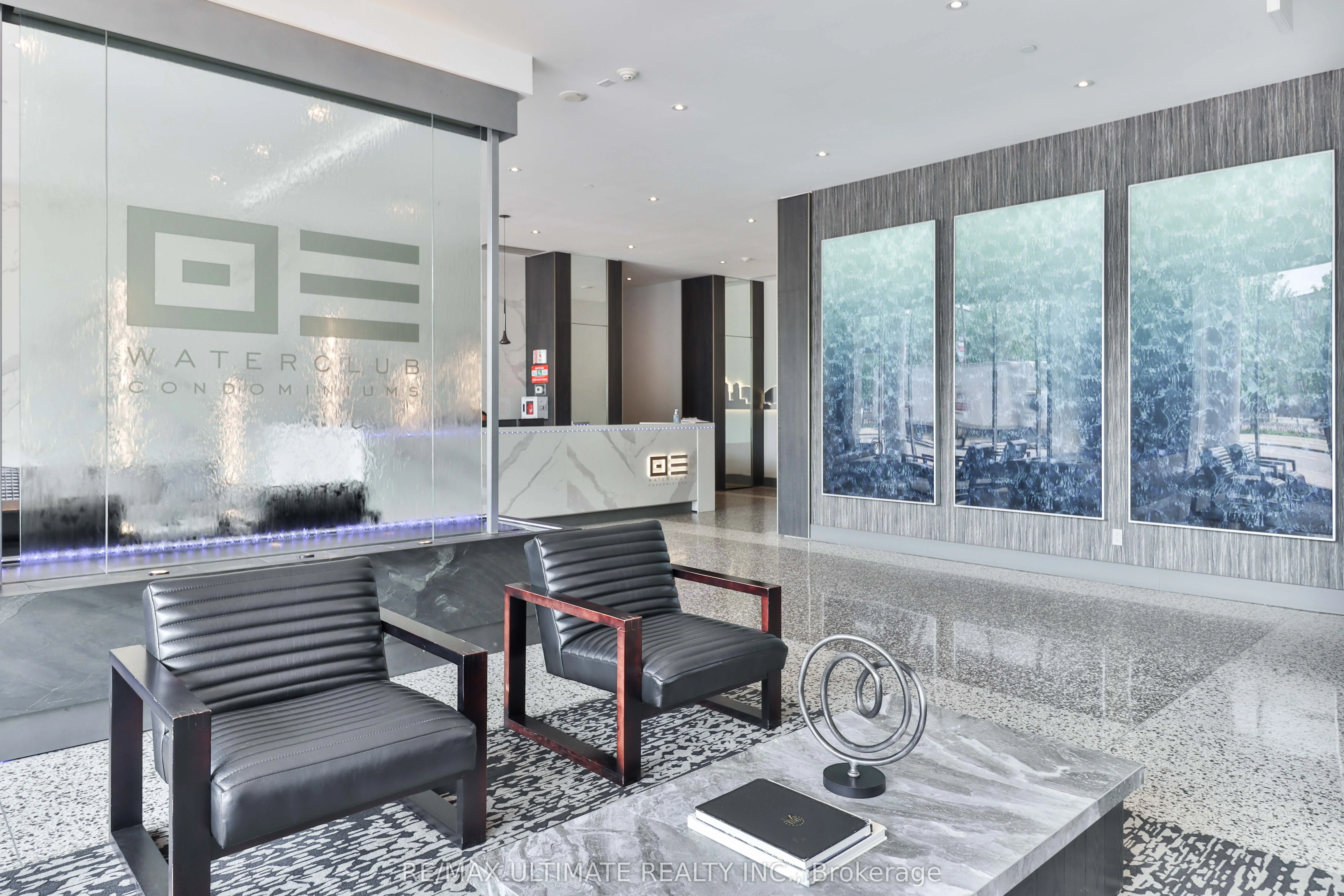 218 Queens Quay W, #2305