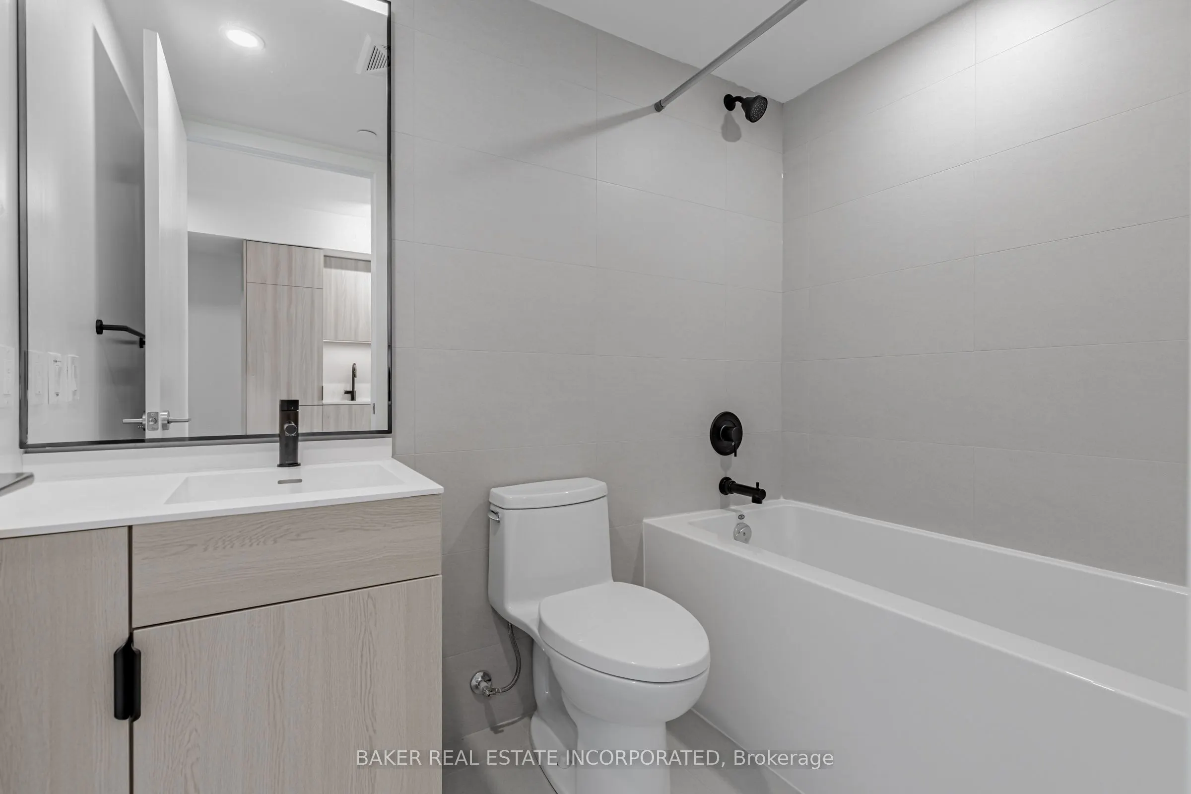 28 Eastern Avenue, #1021