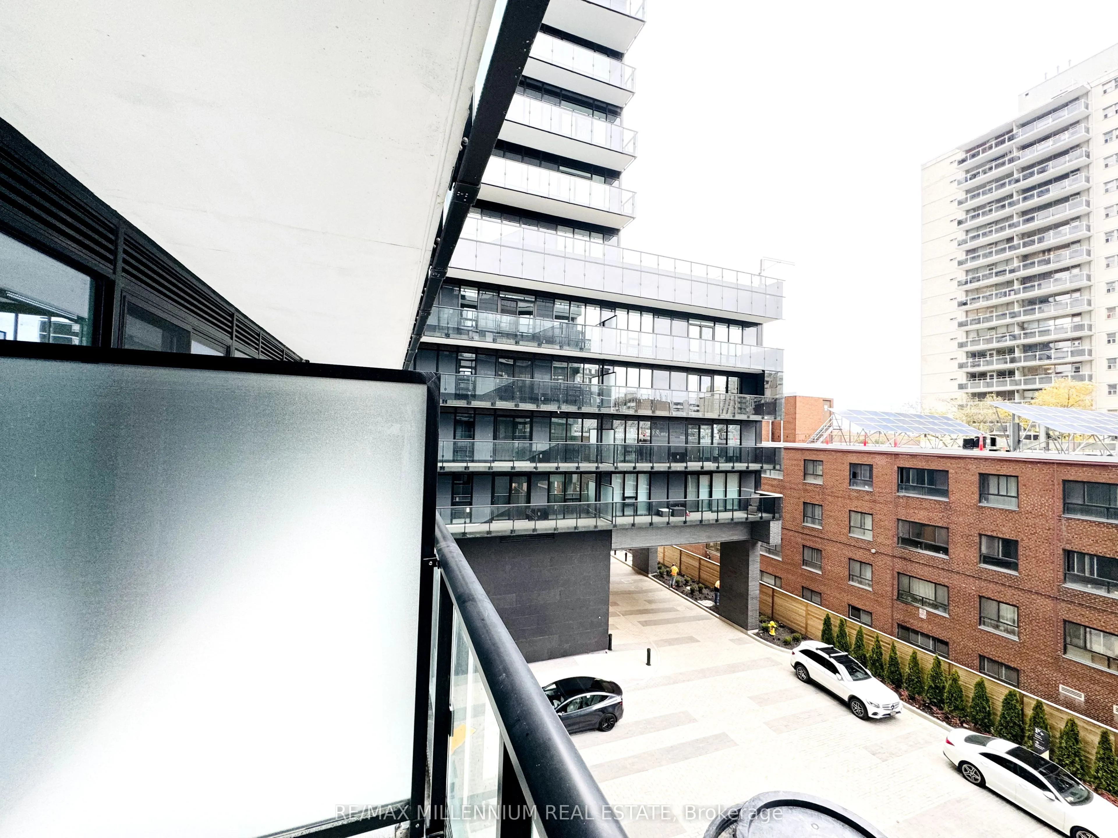 117 Broadway Avenue, #420