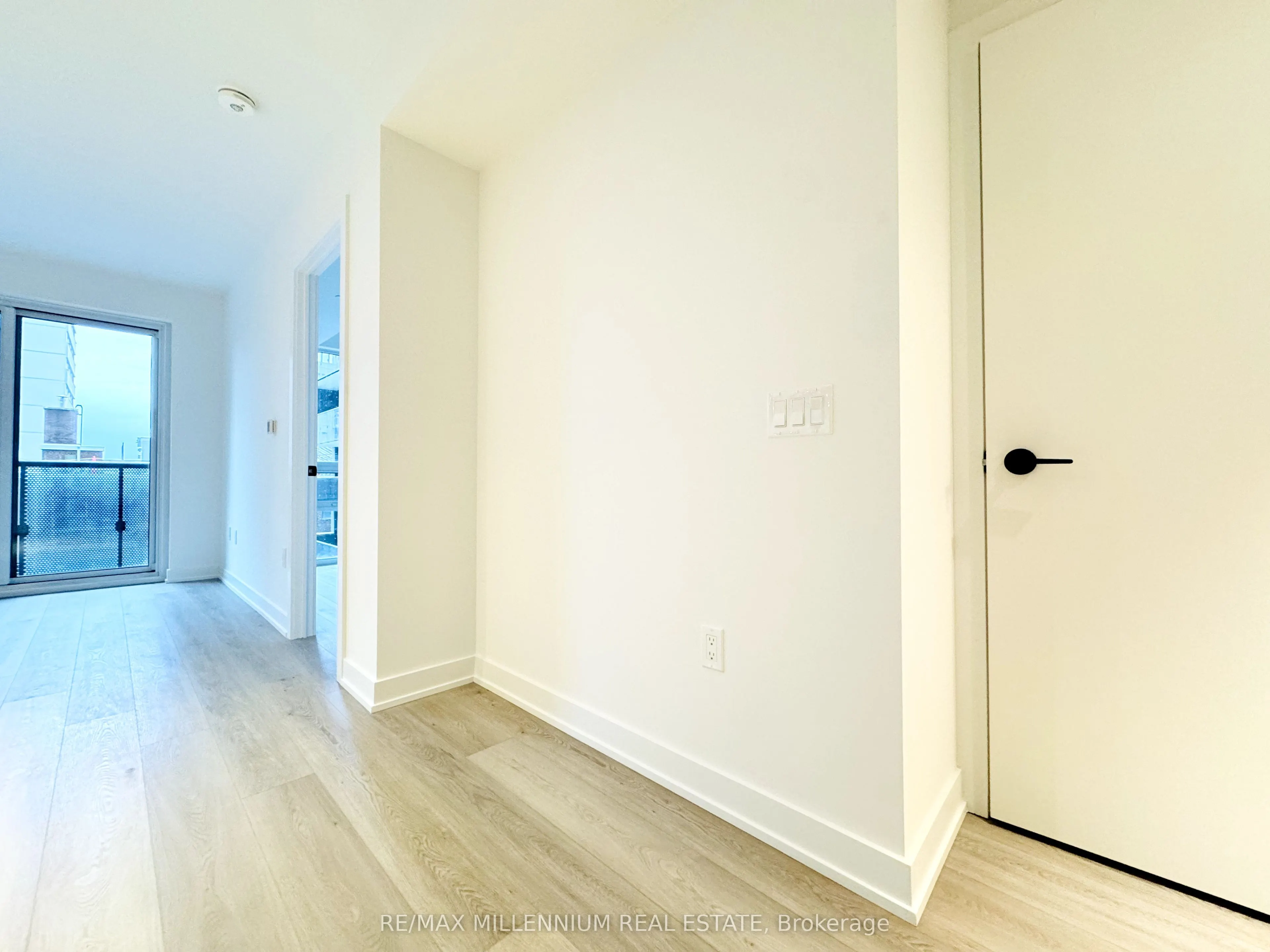 117 Broadway Avenue, #420