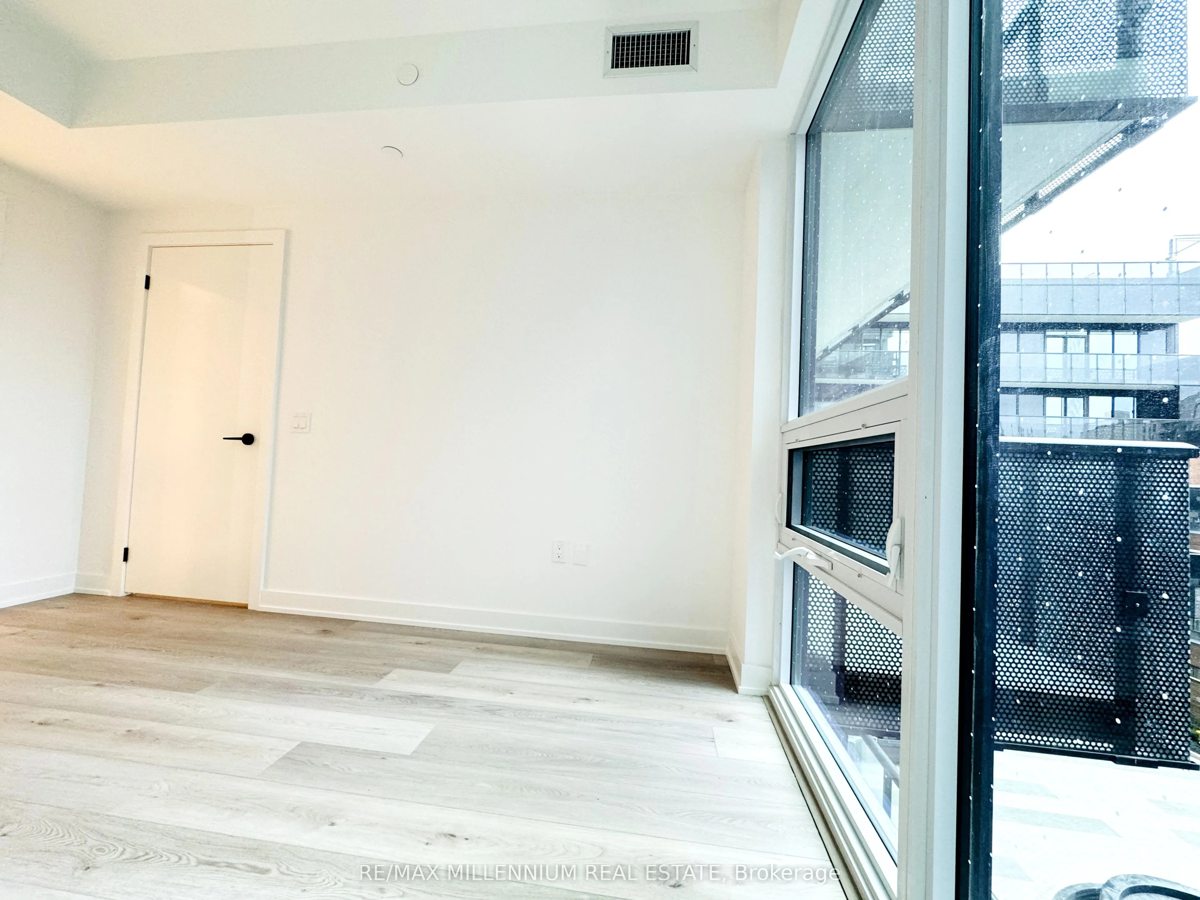 117 Broadway Avenue, #420