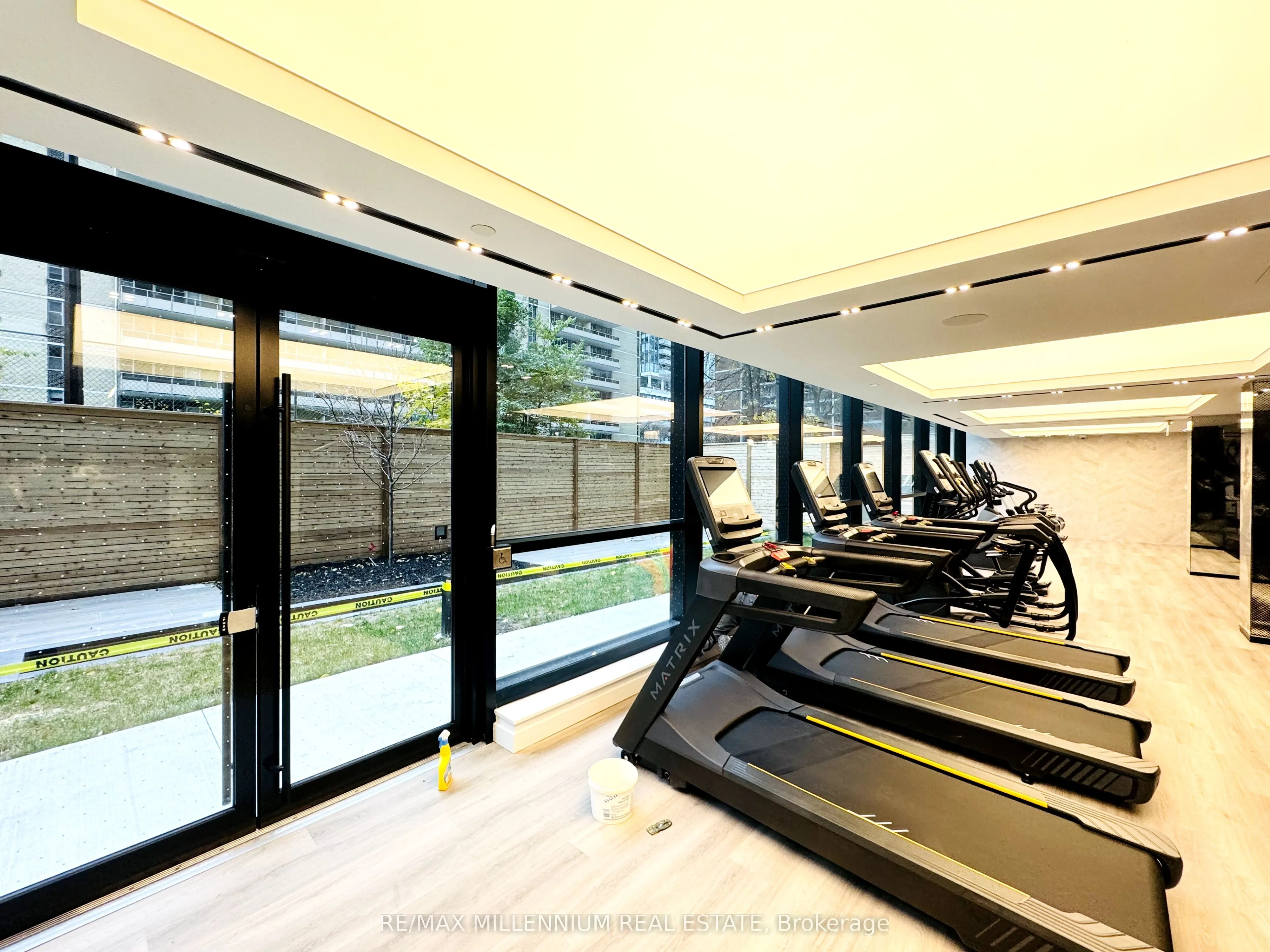 117 Broadway Avenue, #420
