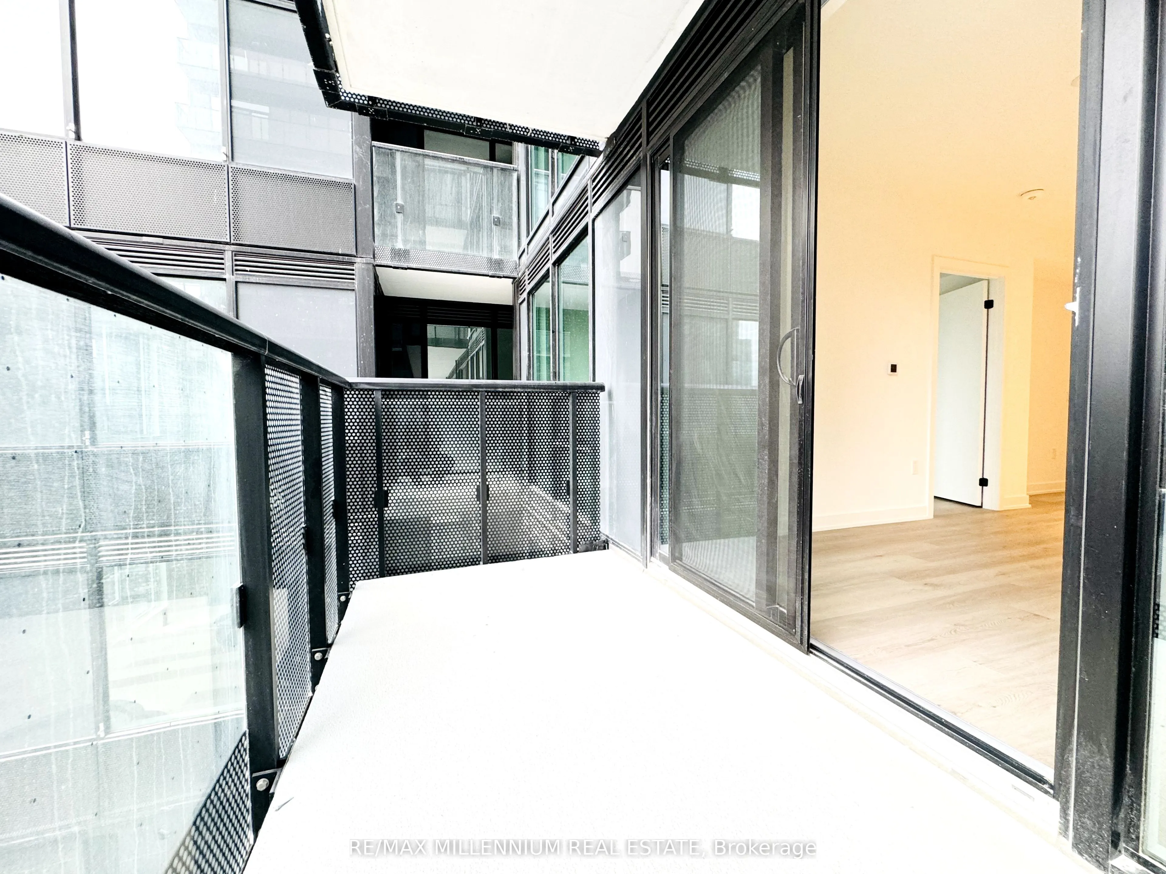 117 Broadway Avenue, #420