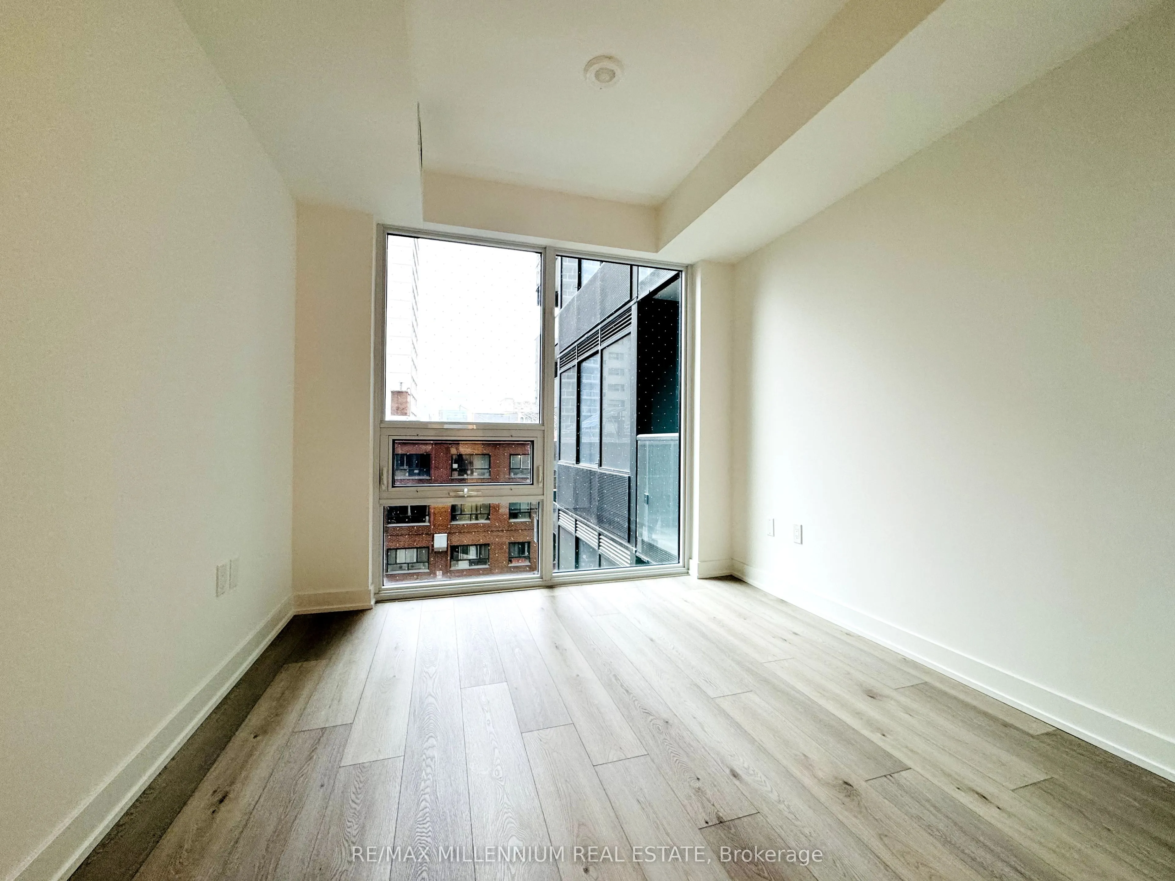 117 Broadway Avenue, #420