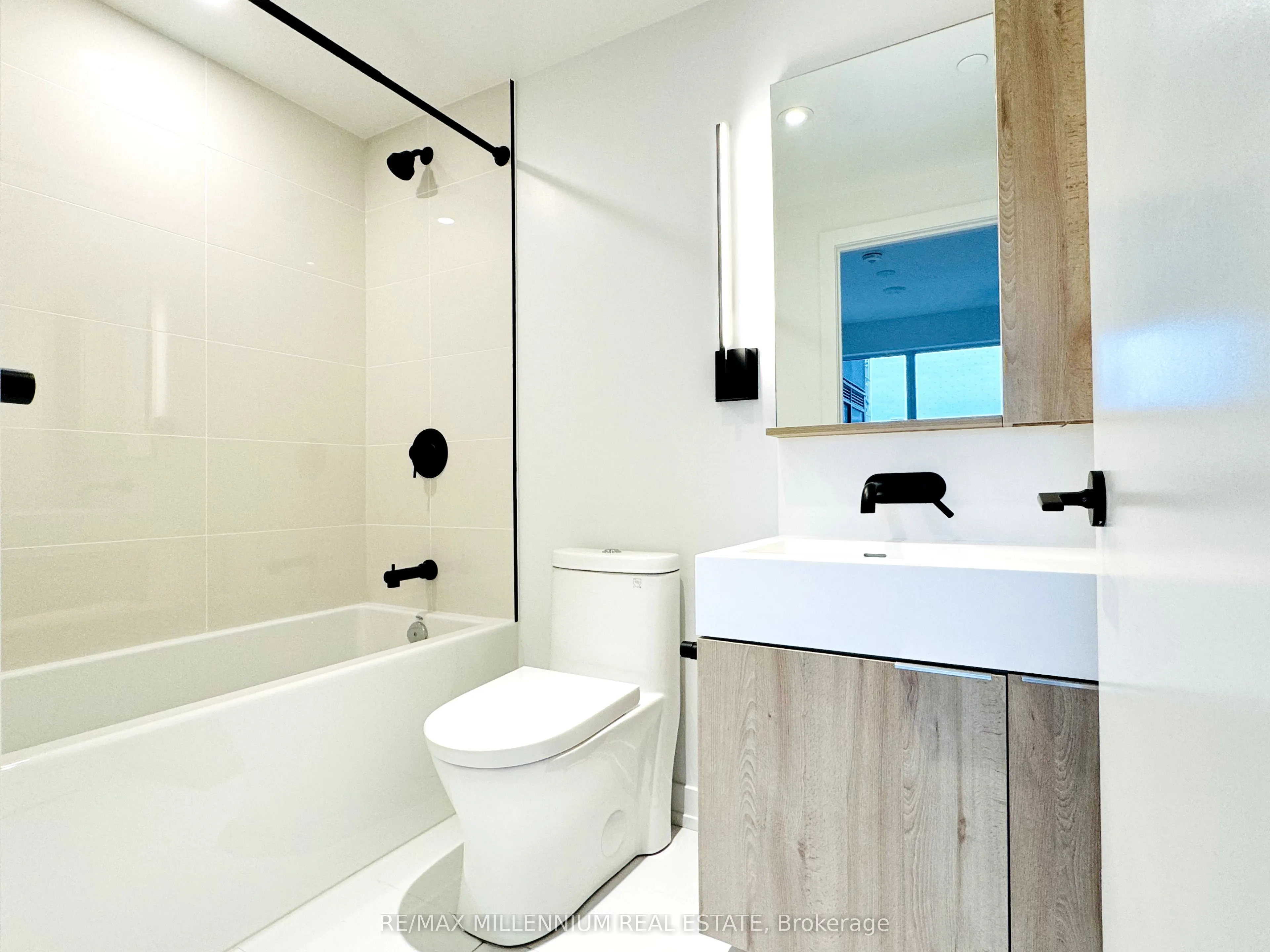 117 Broadway Avenue, #420