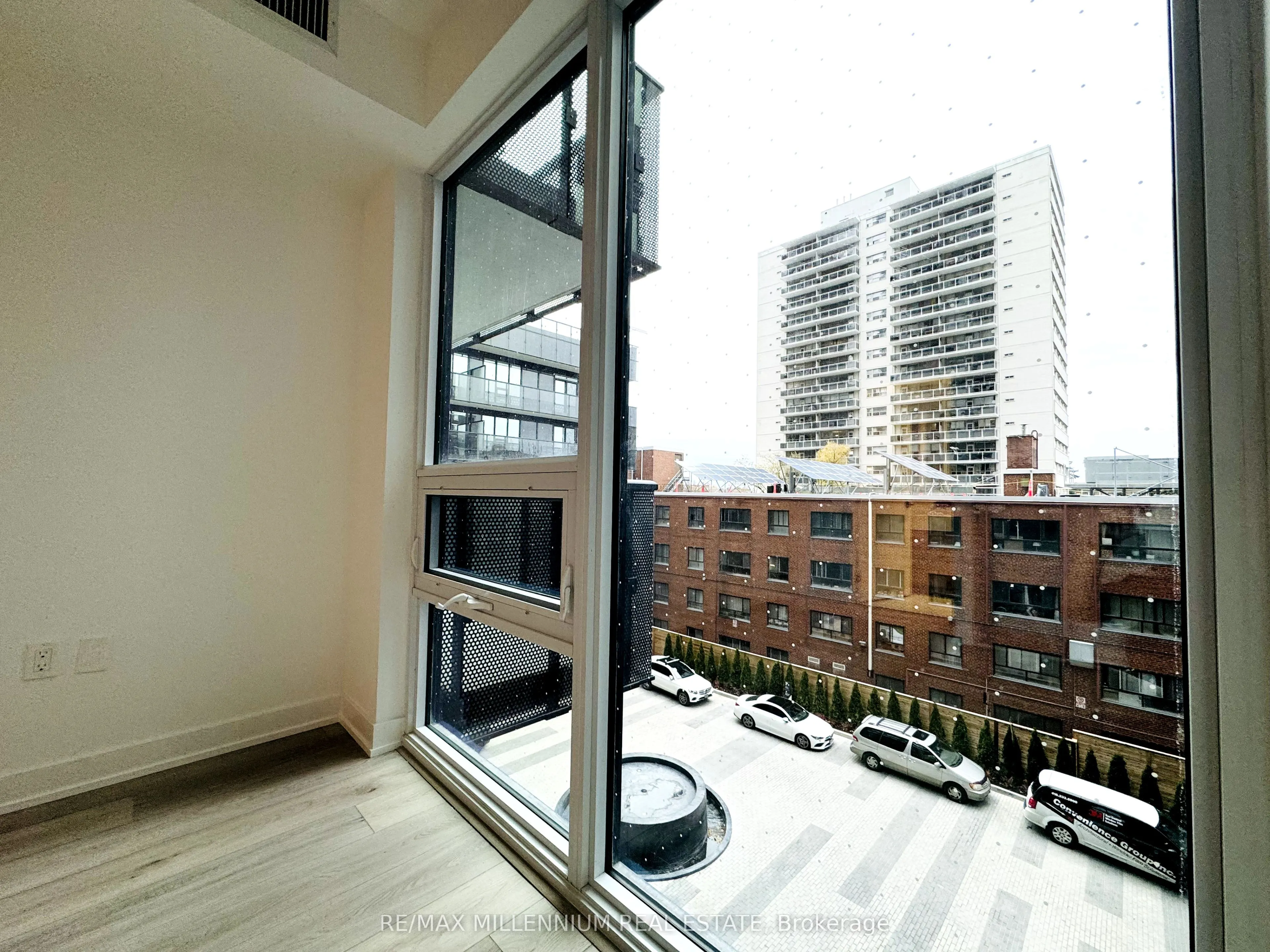 117 Broadway Avenue, #420