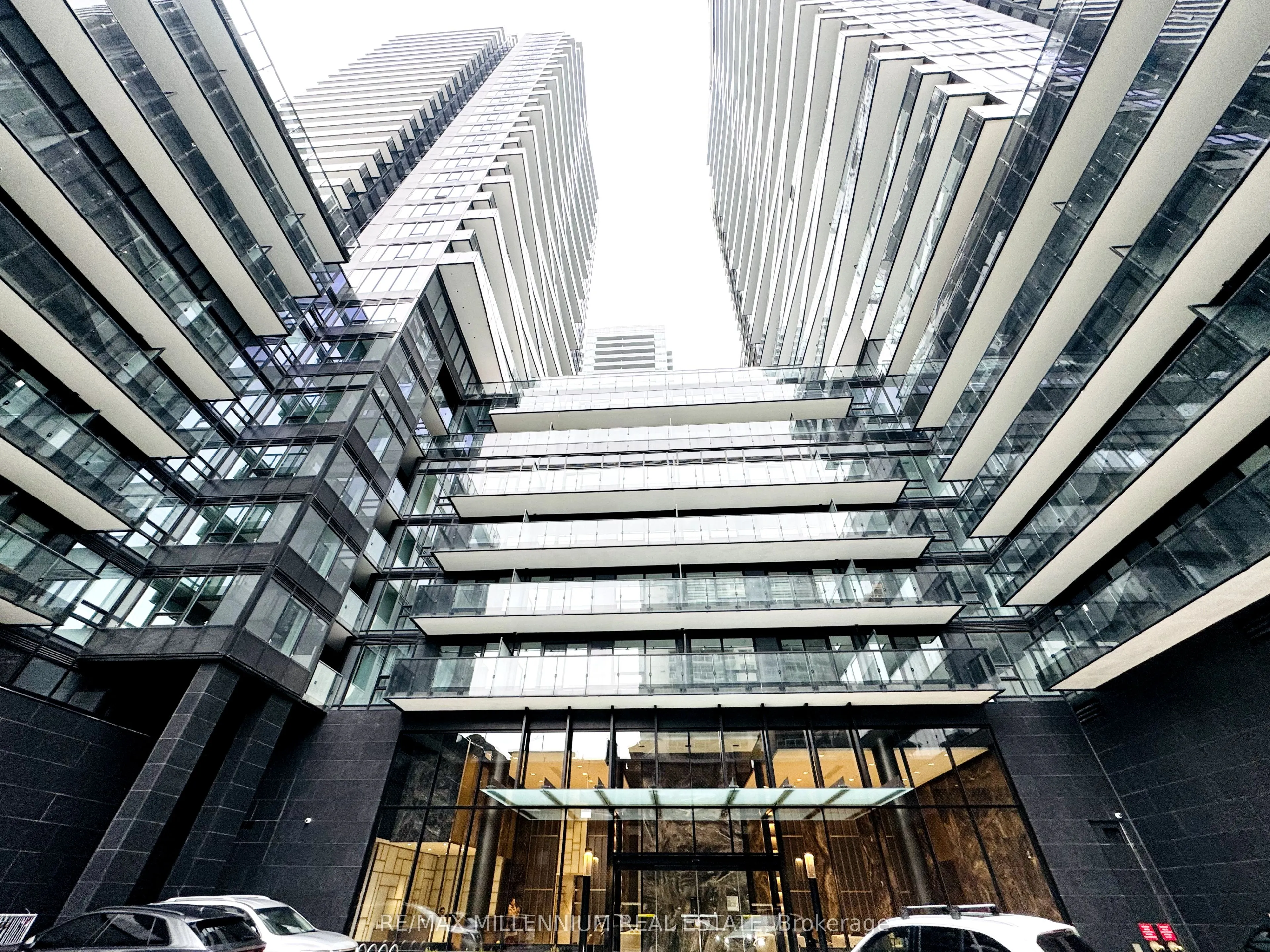 117 Broadway Avenue, #420