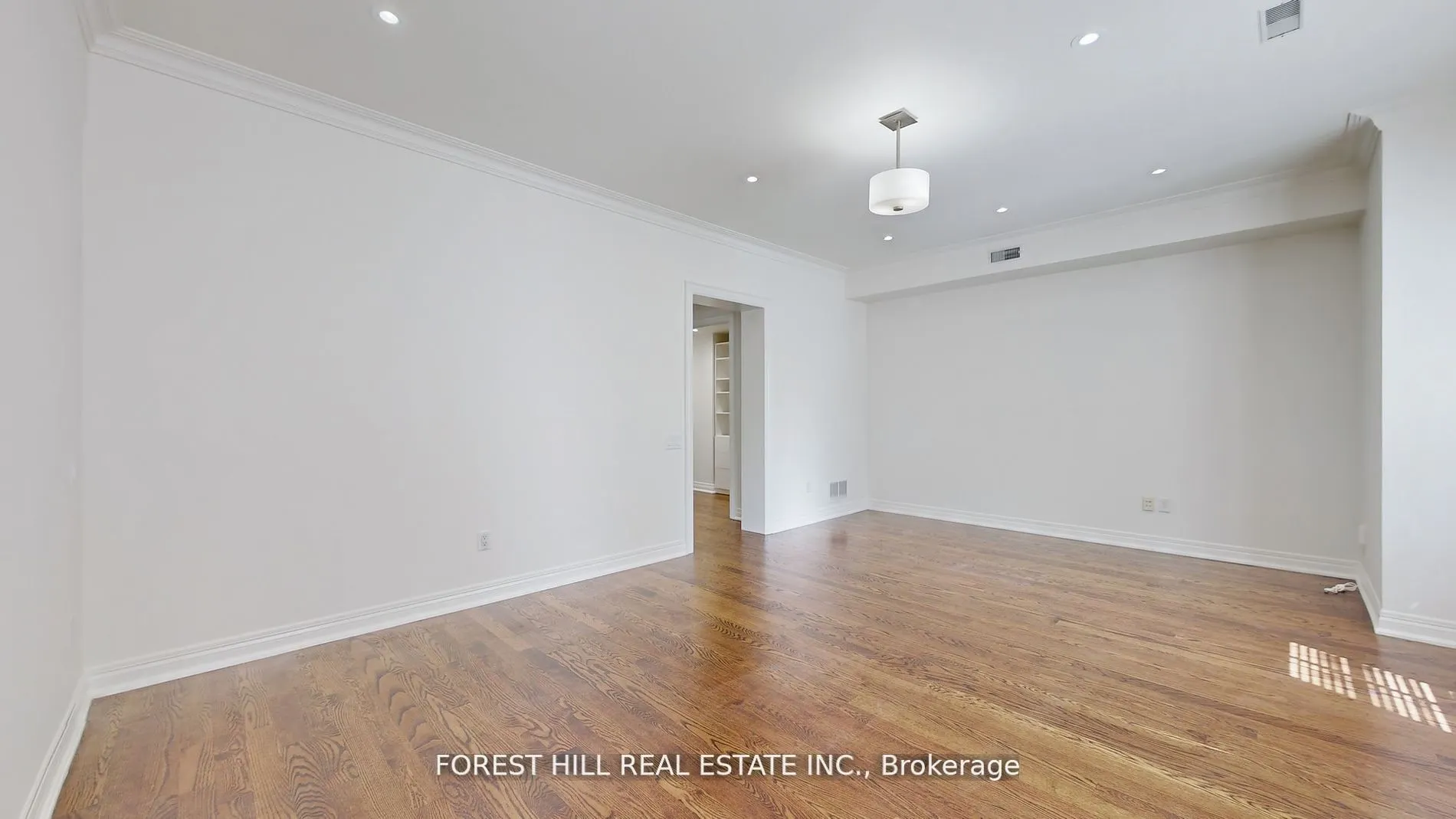 99 Lonsdale Road