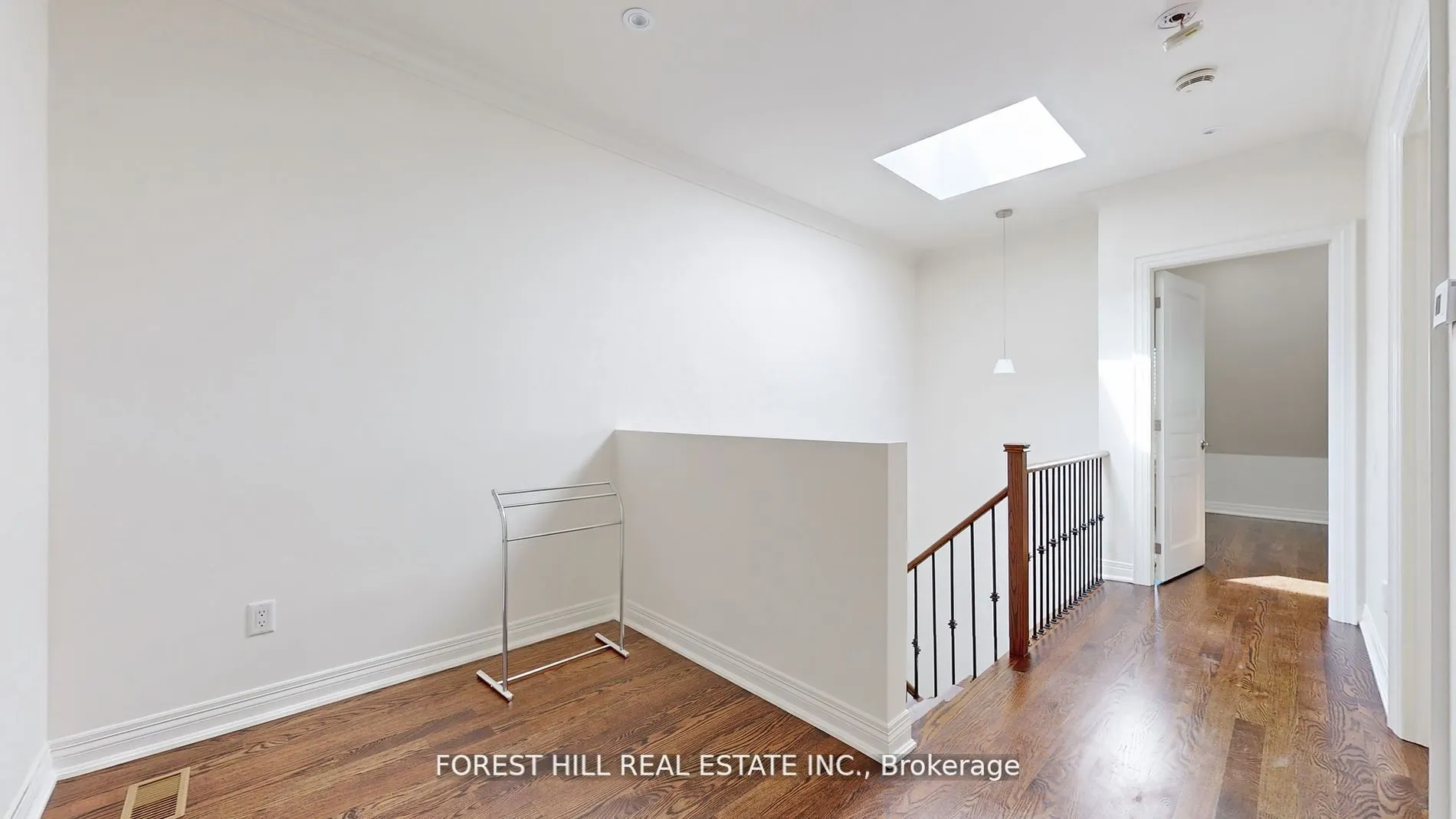 99 Lonsdale Road