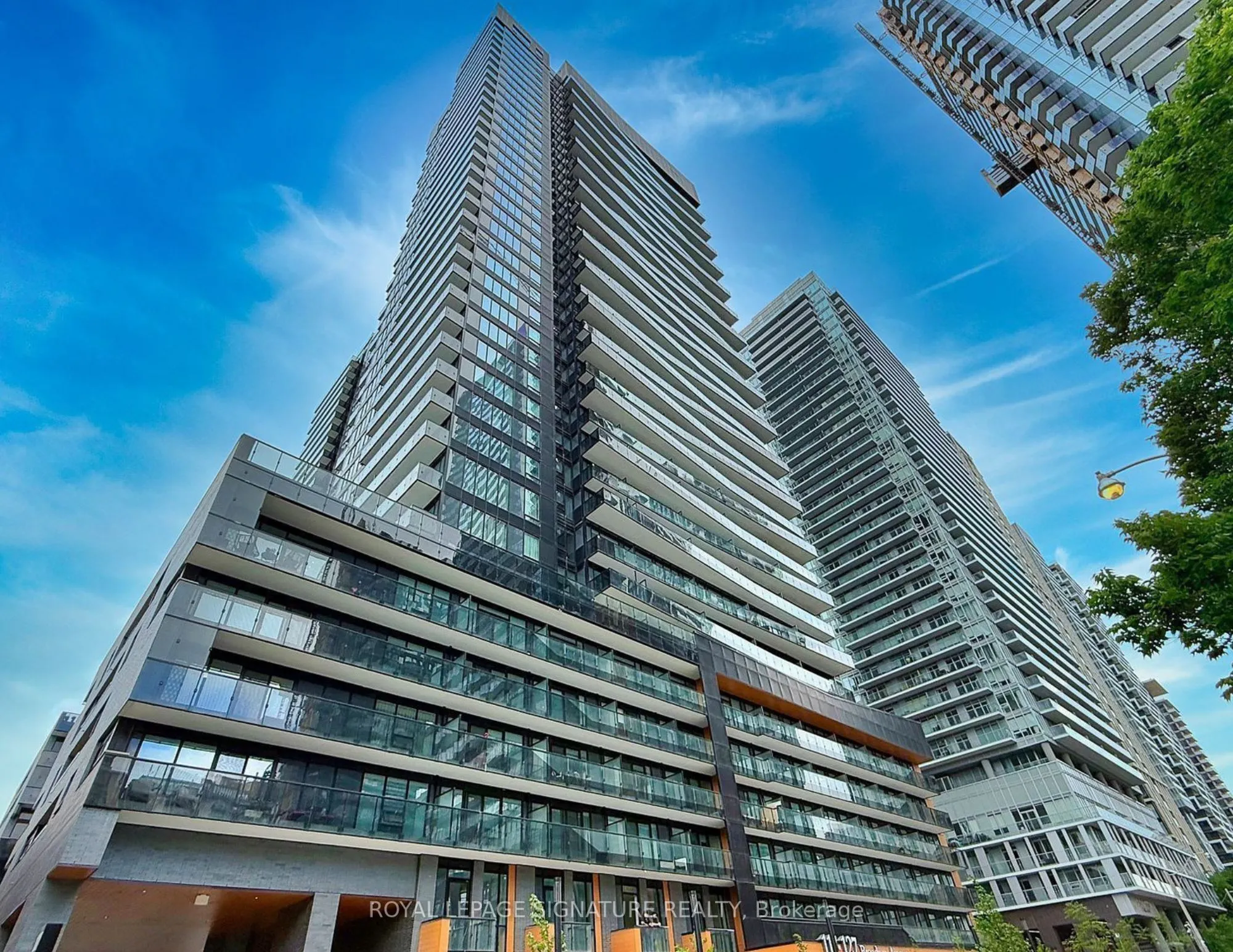 117 Broadway Avenue, #1102