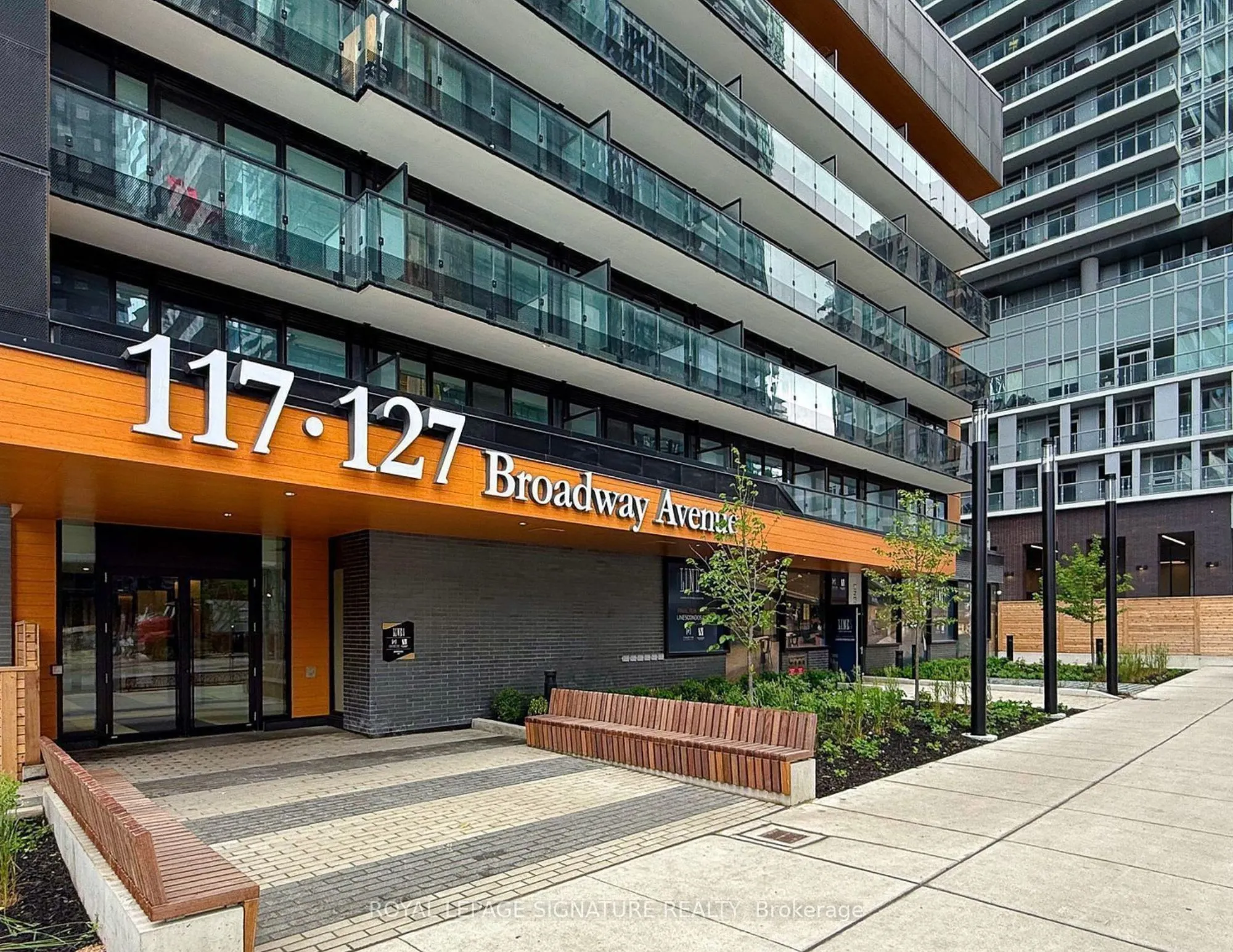 117 Broadway Avenue, #1102