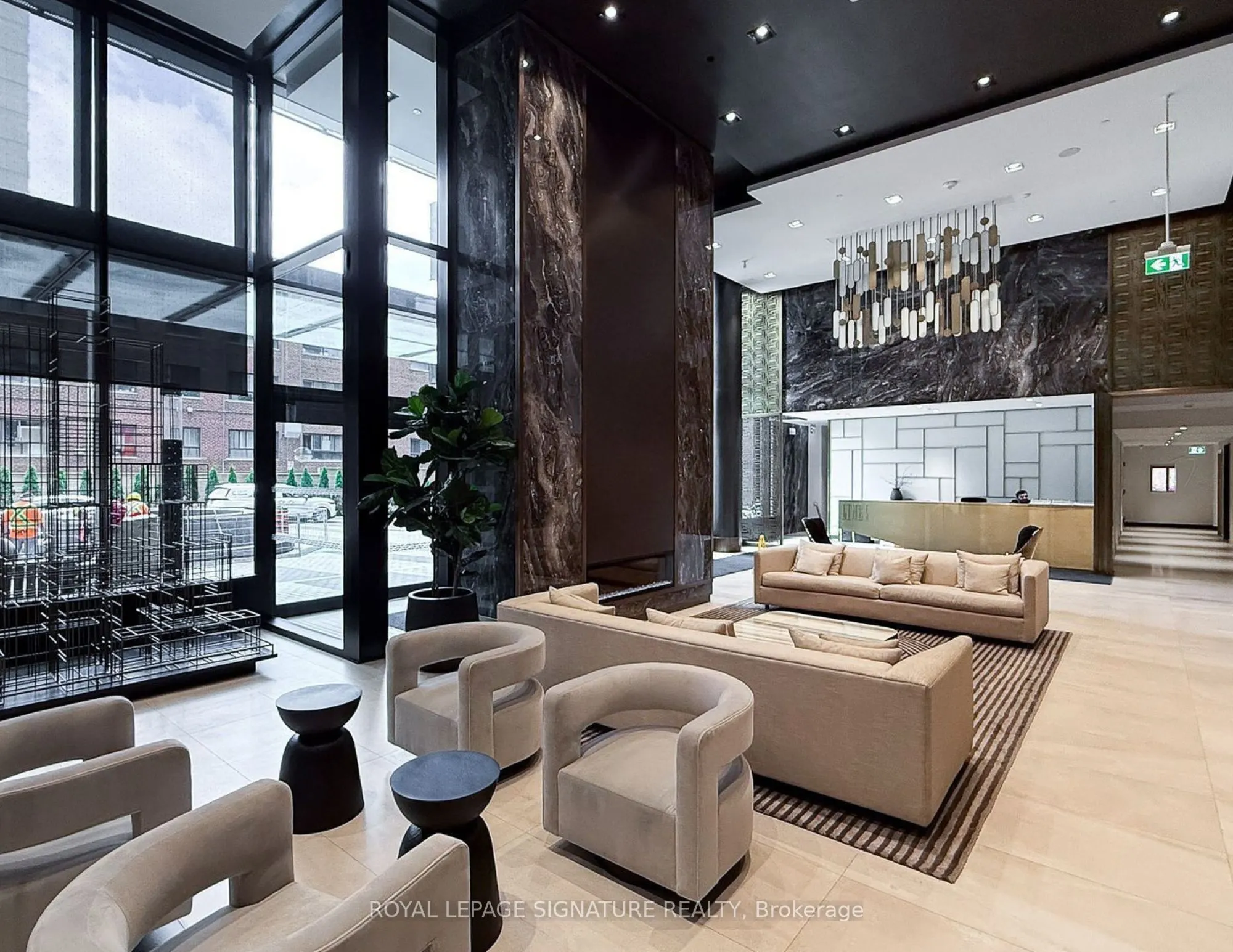 117 Broadway Avenue, #1102