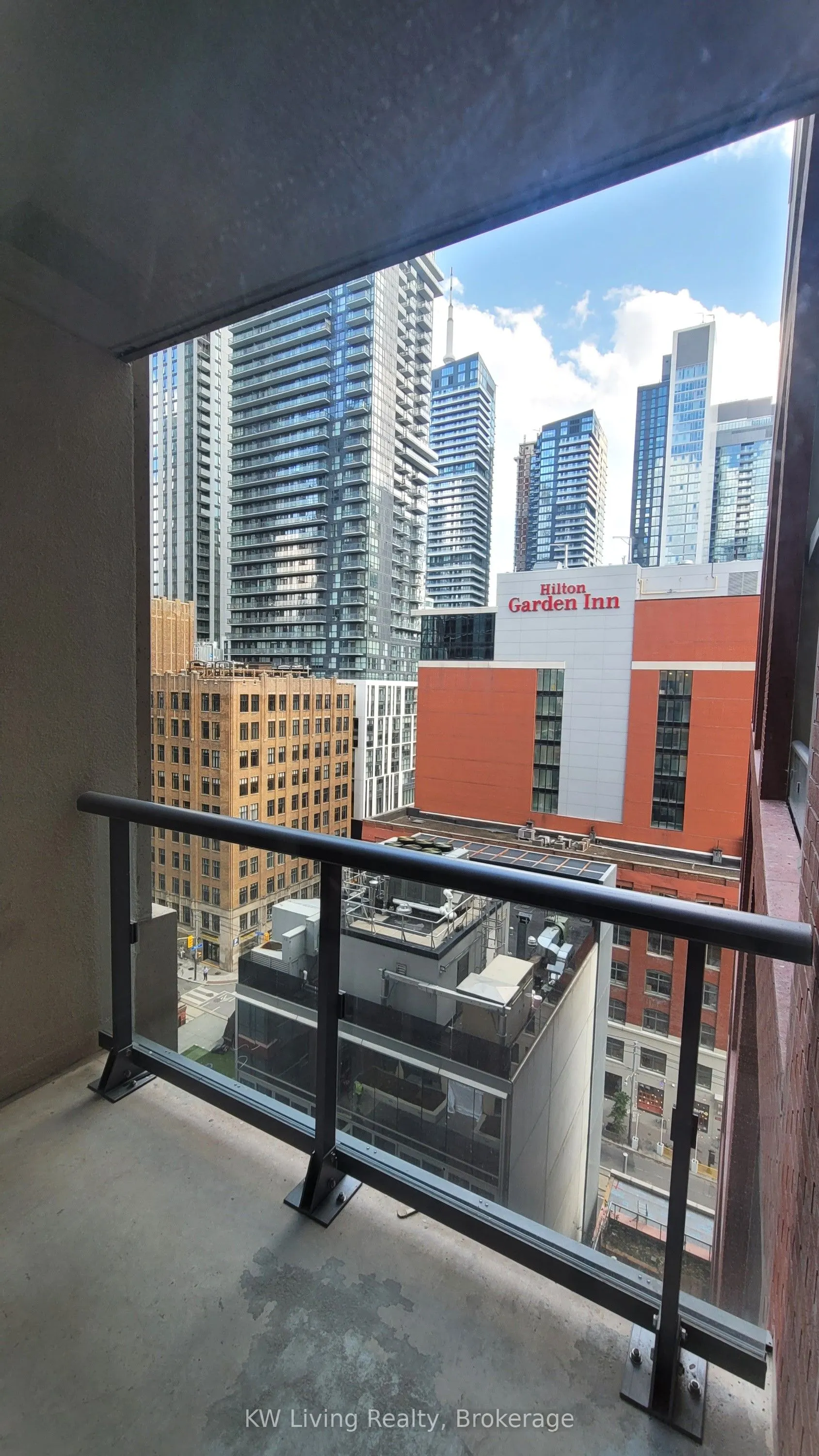 108 Peter Street, #1211