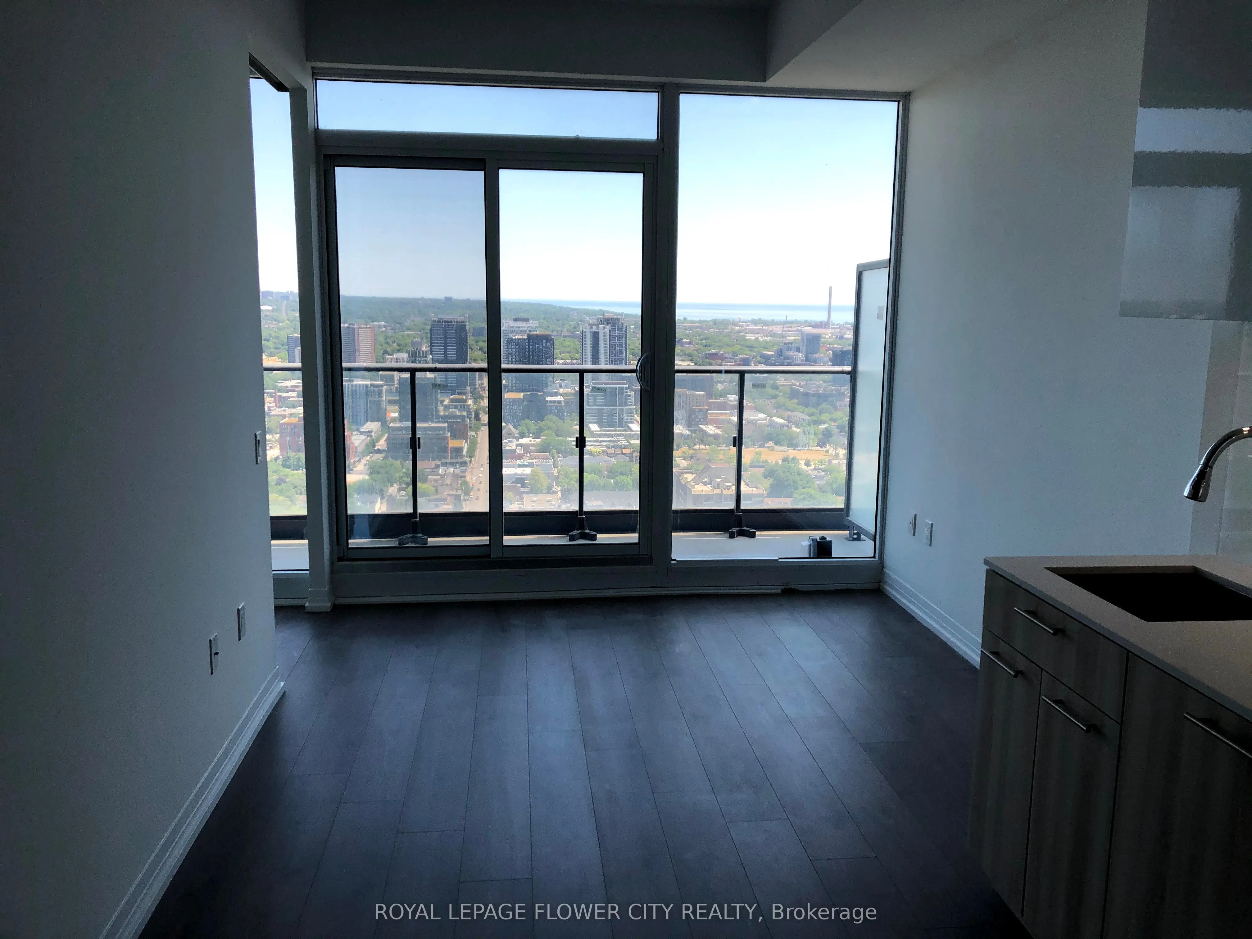 251 Jarvis Street, #4214