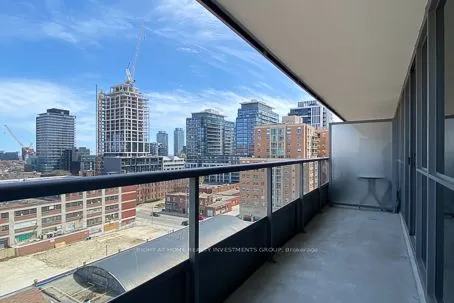 320 Richmond Street E, #1016