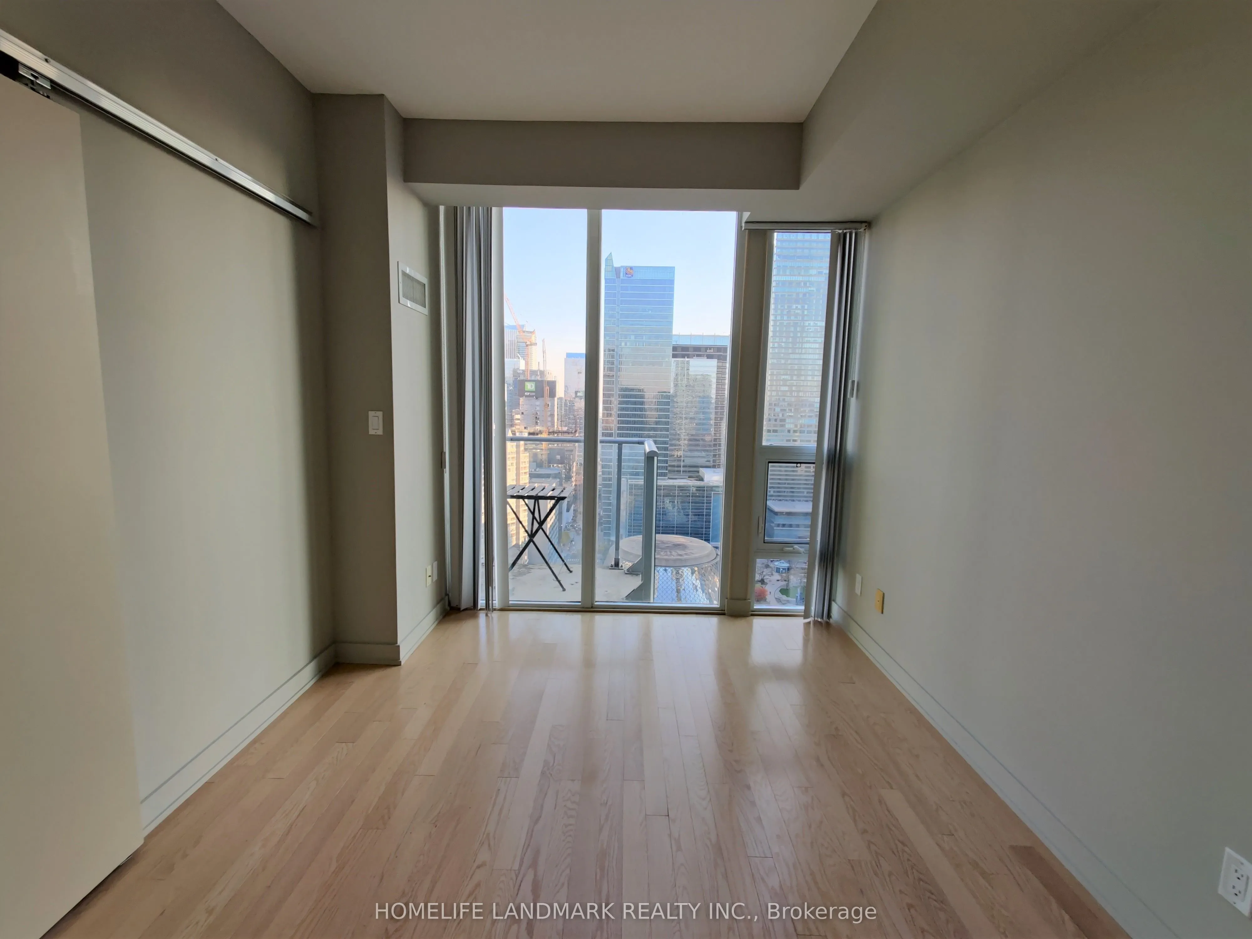 126 Simcoe Street, #3109
