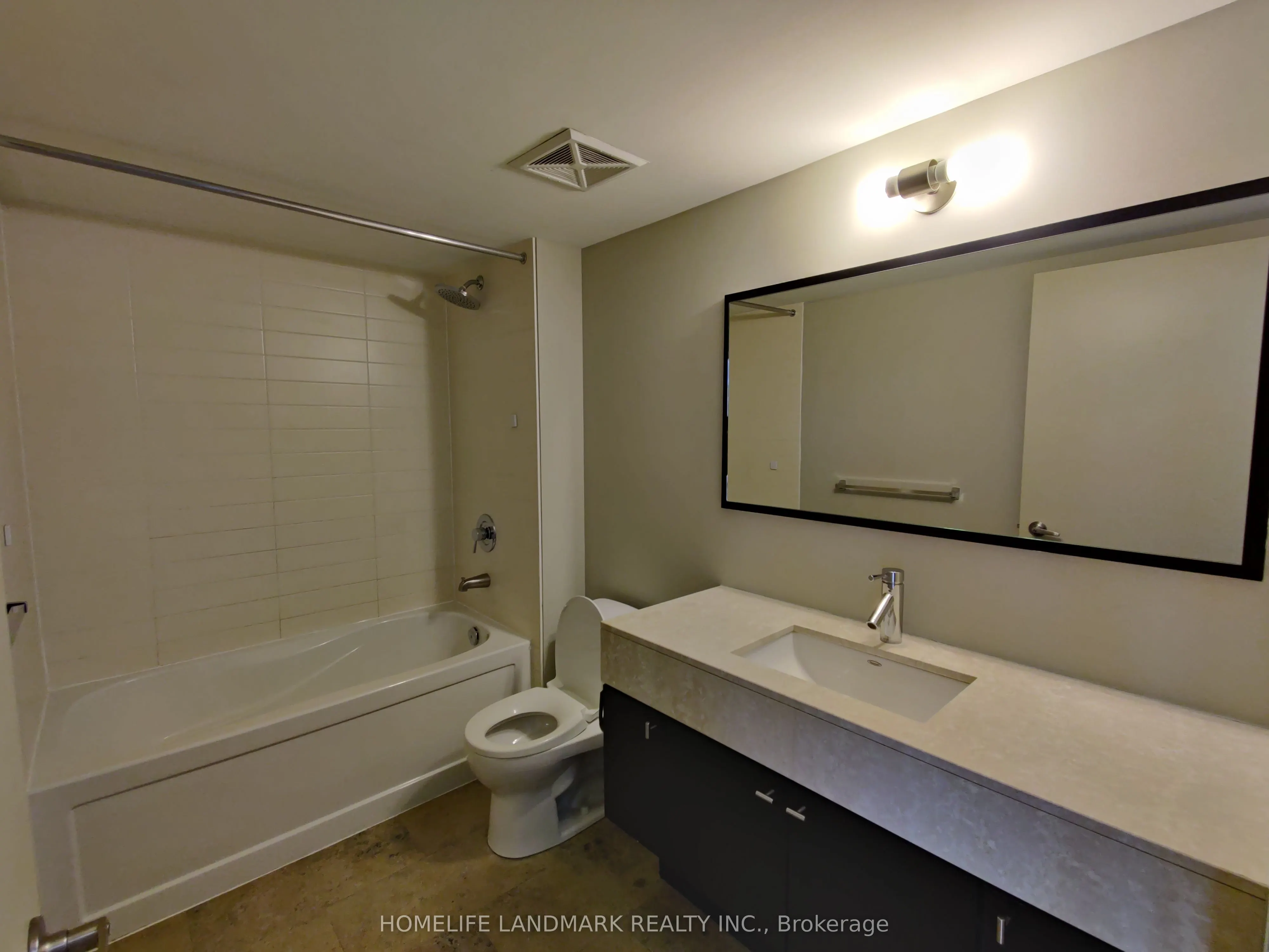 126 Simcoe Street, #3109