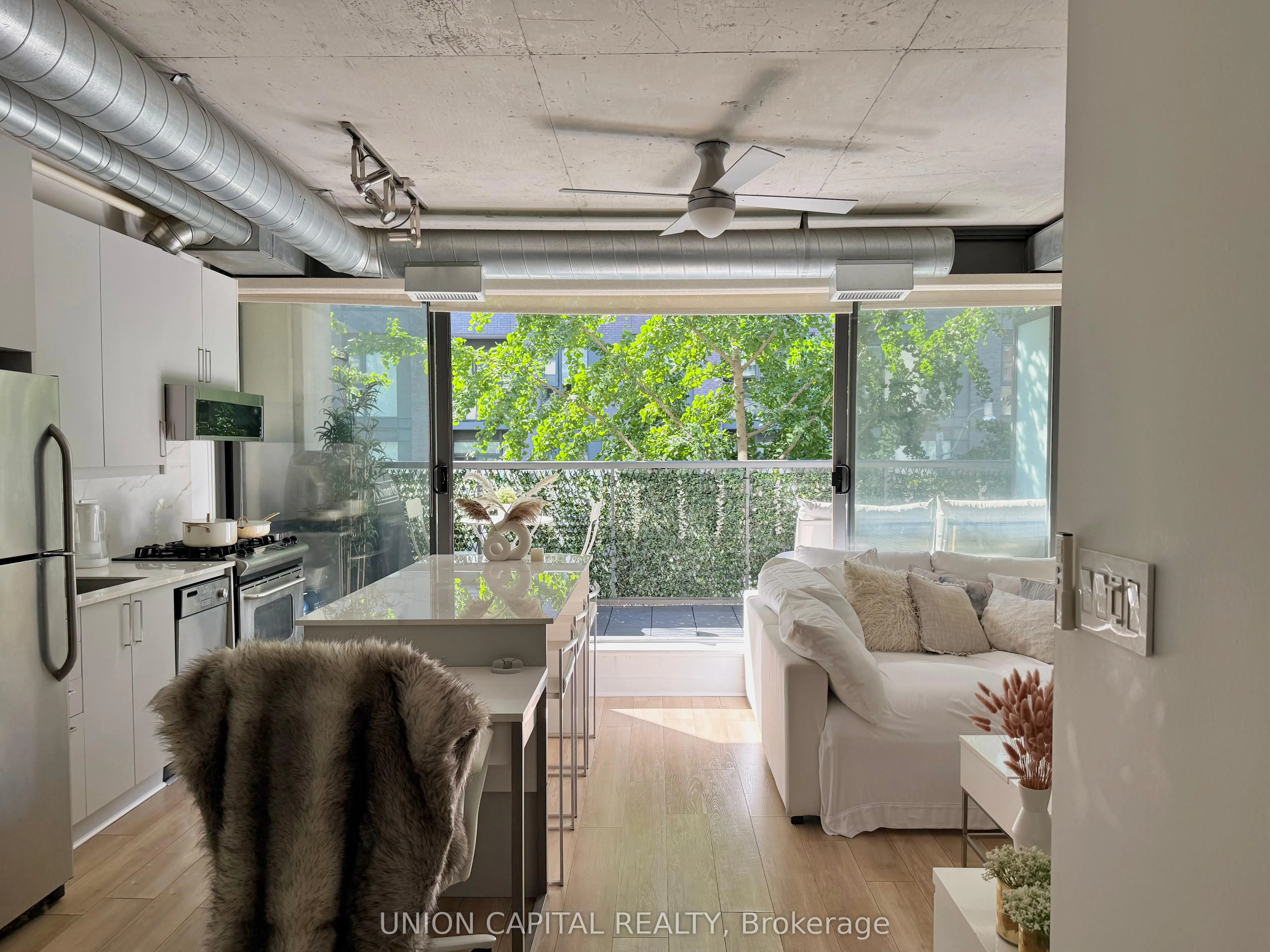 533 Richmond Street, #307