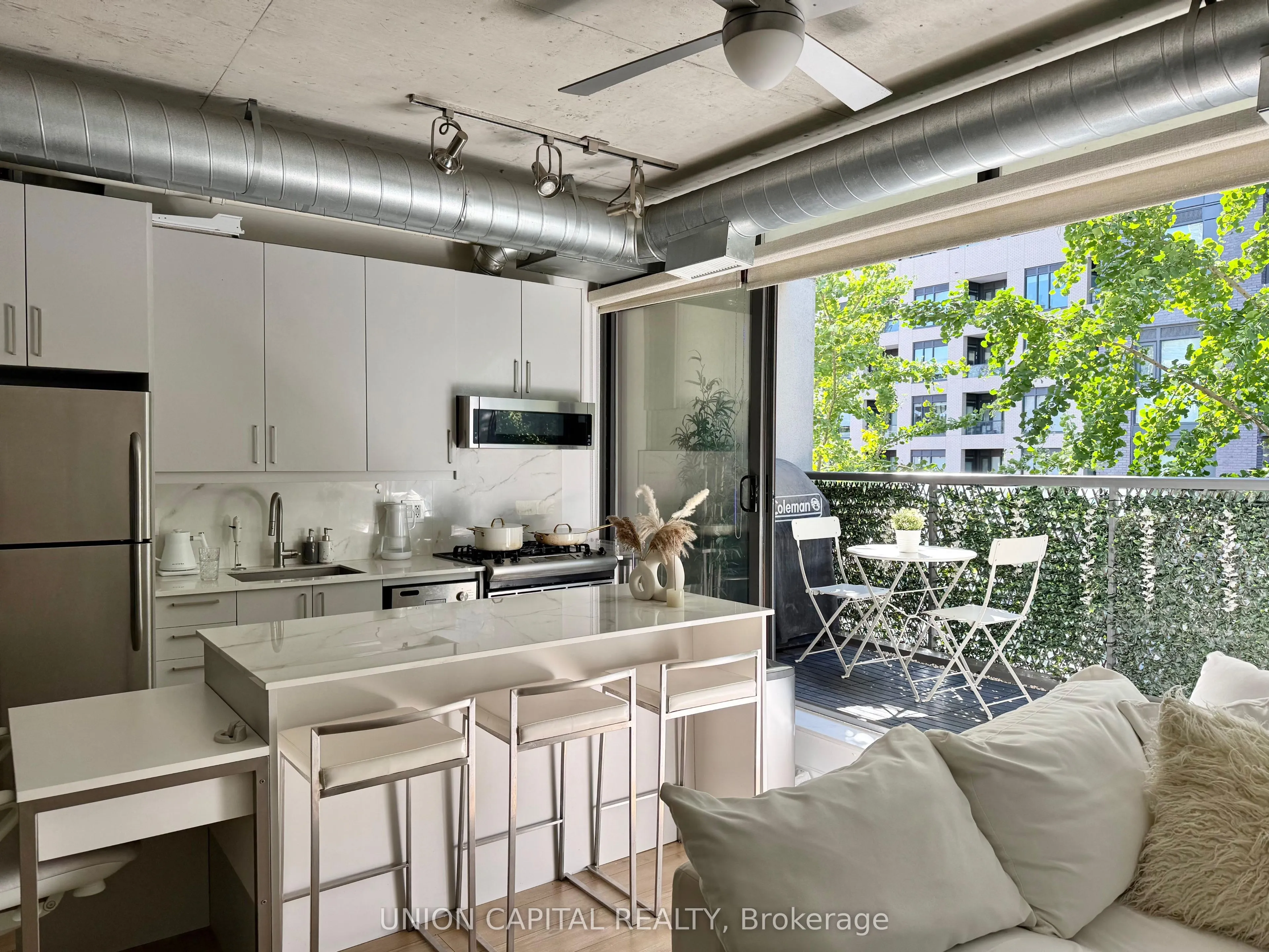 533 Richmond Street, #307
