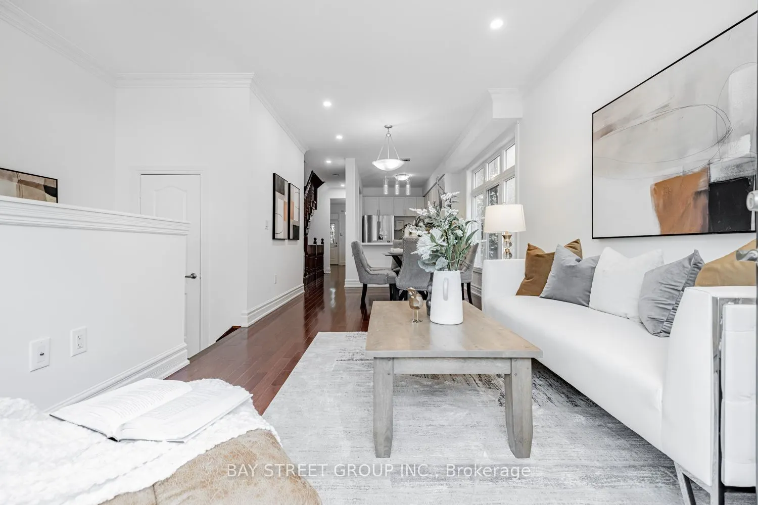 35 William Poole Way, #12