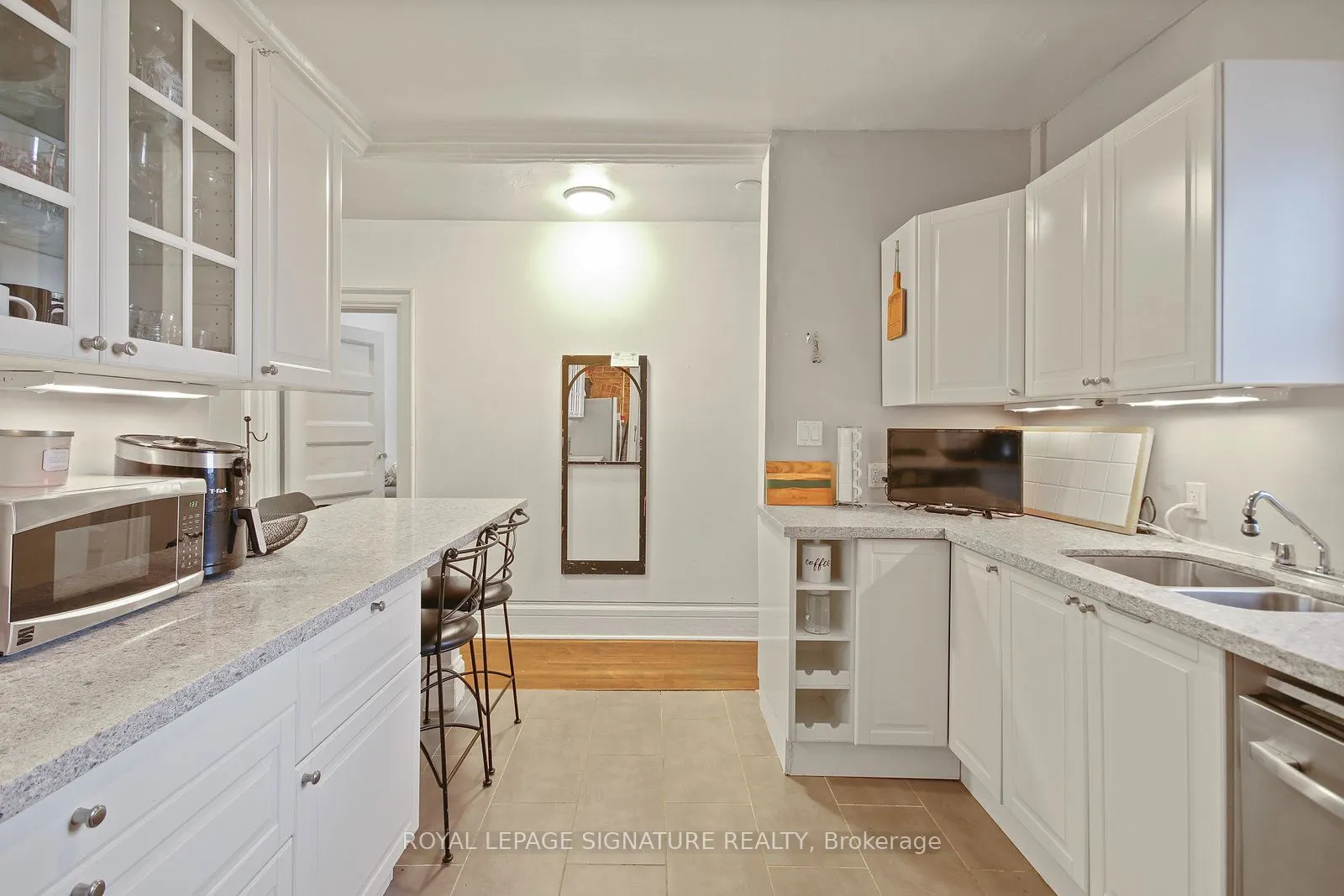 291 Ontario Street, #1