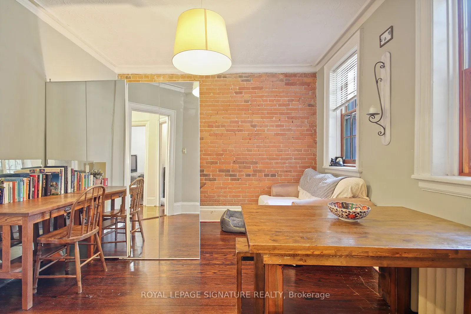 291 Ontario Street, #1