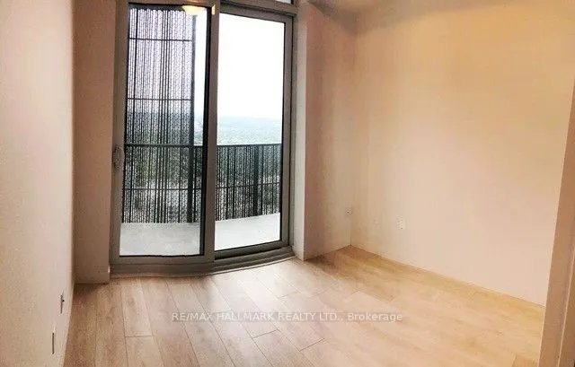 8 Eglinton Avenue, #5706