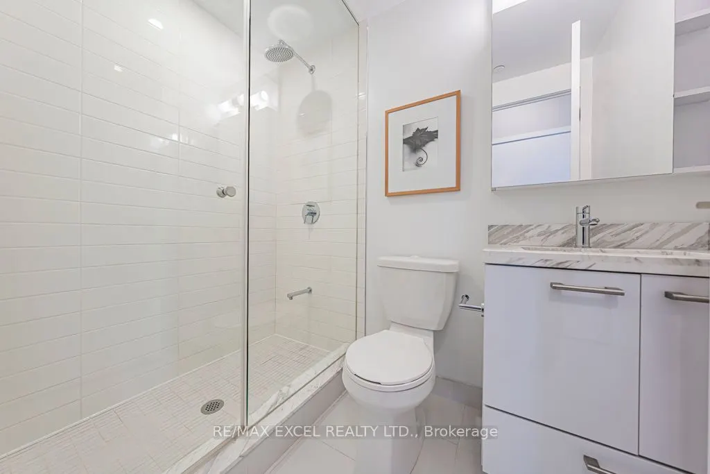 2221 Yonge Street, #1302